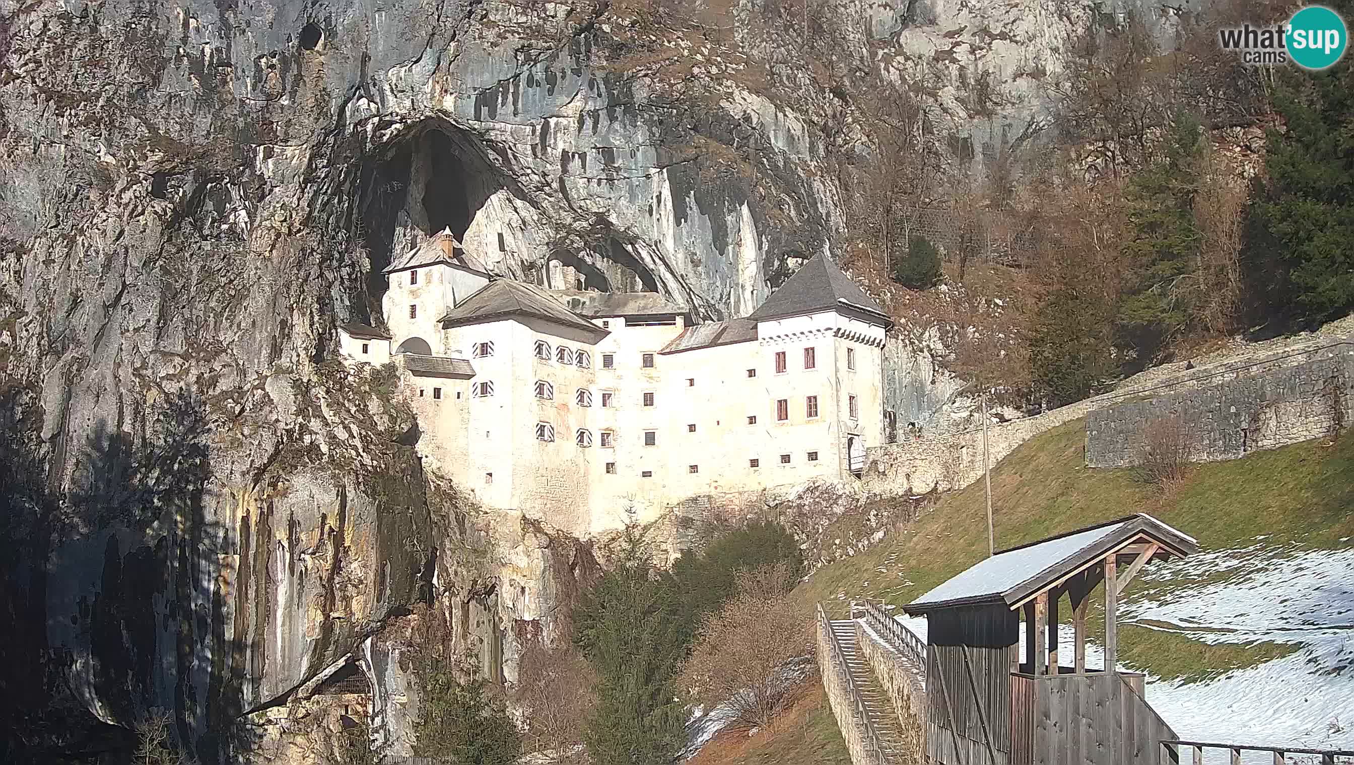 Live Webcam Predjamski grad – Predjama Castle – Postojna – Slovenia