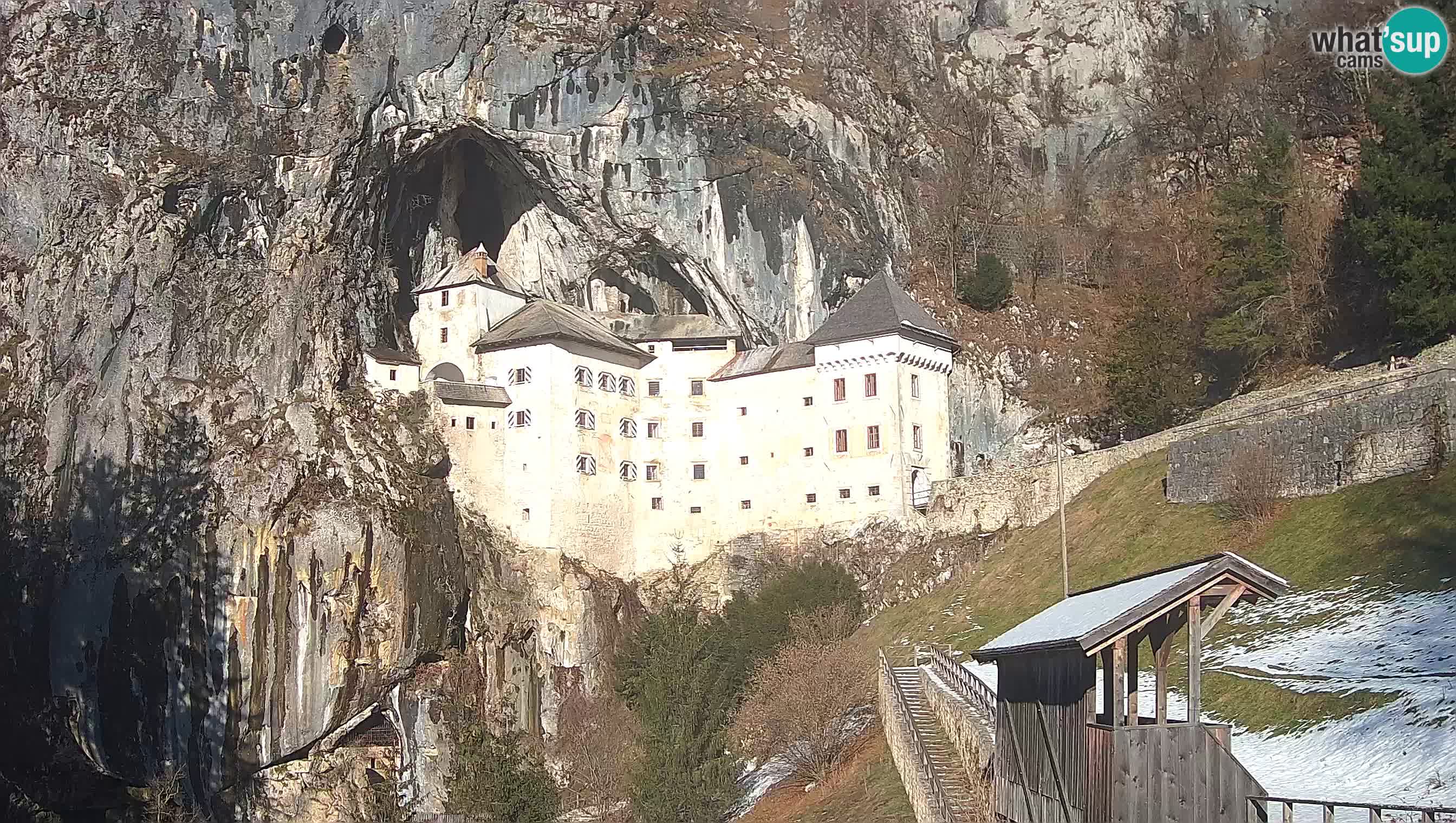 Live Webcam Predjamski grad – Predjama Castle – Postojna – Slovenia