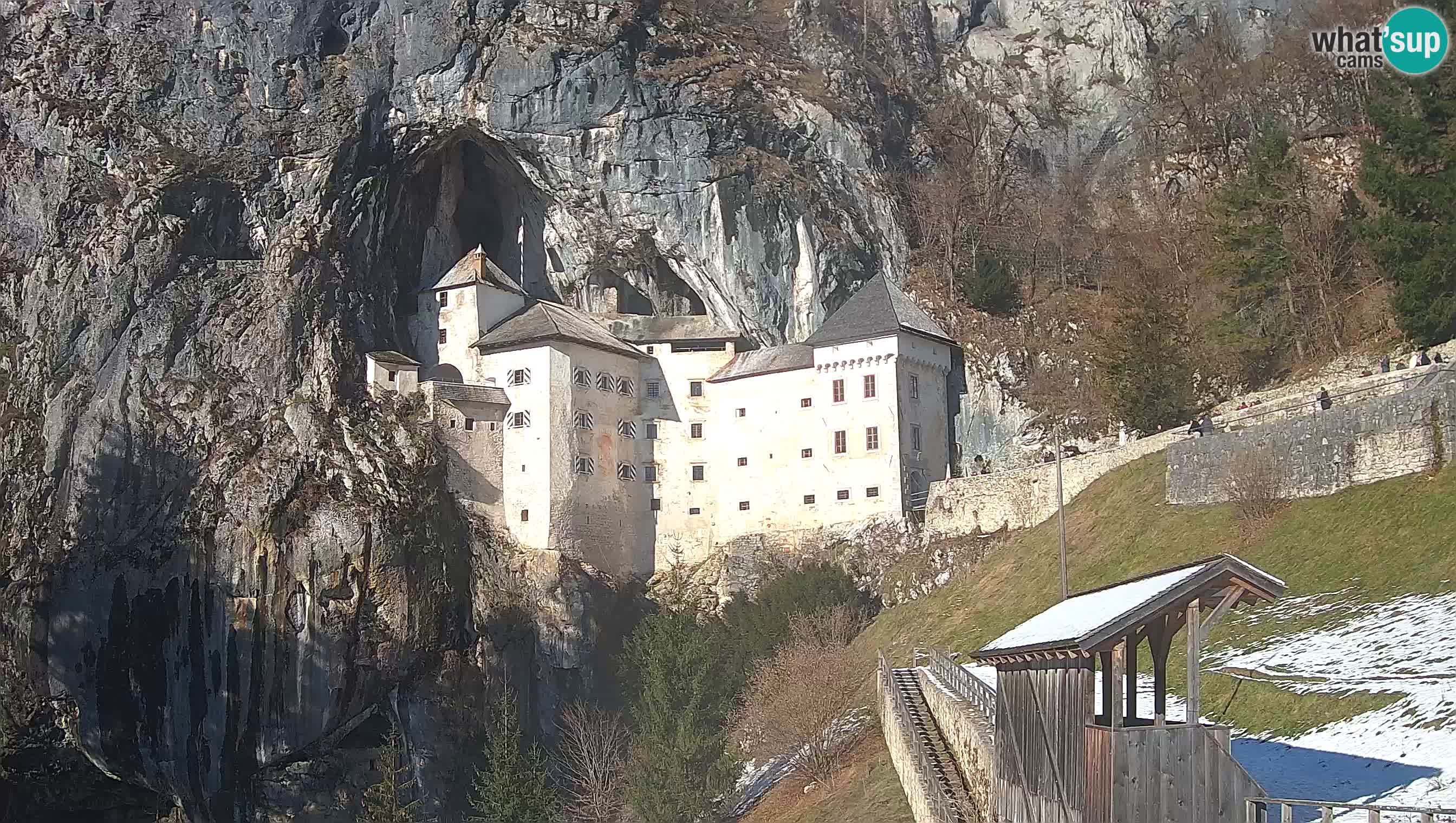 Live Webcam Predjamski grad – Predjama Castle – Postojna – Slovenia