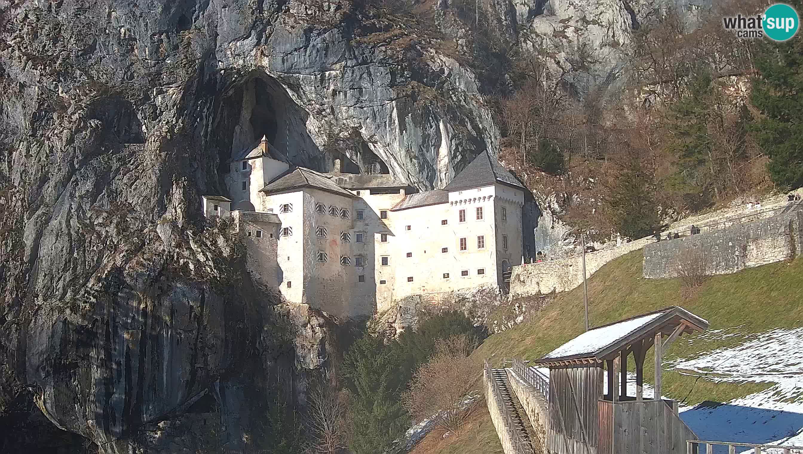 Live Webcam Predjamski grad – Predjama Castle – Postojna – Slovenia