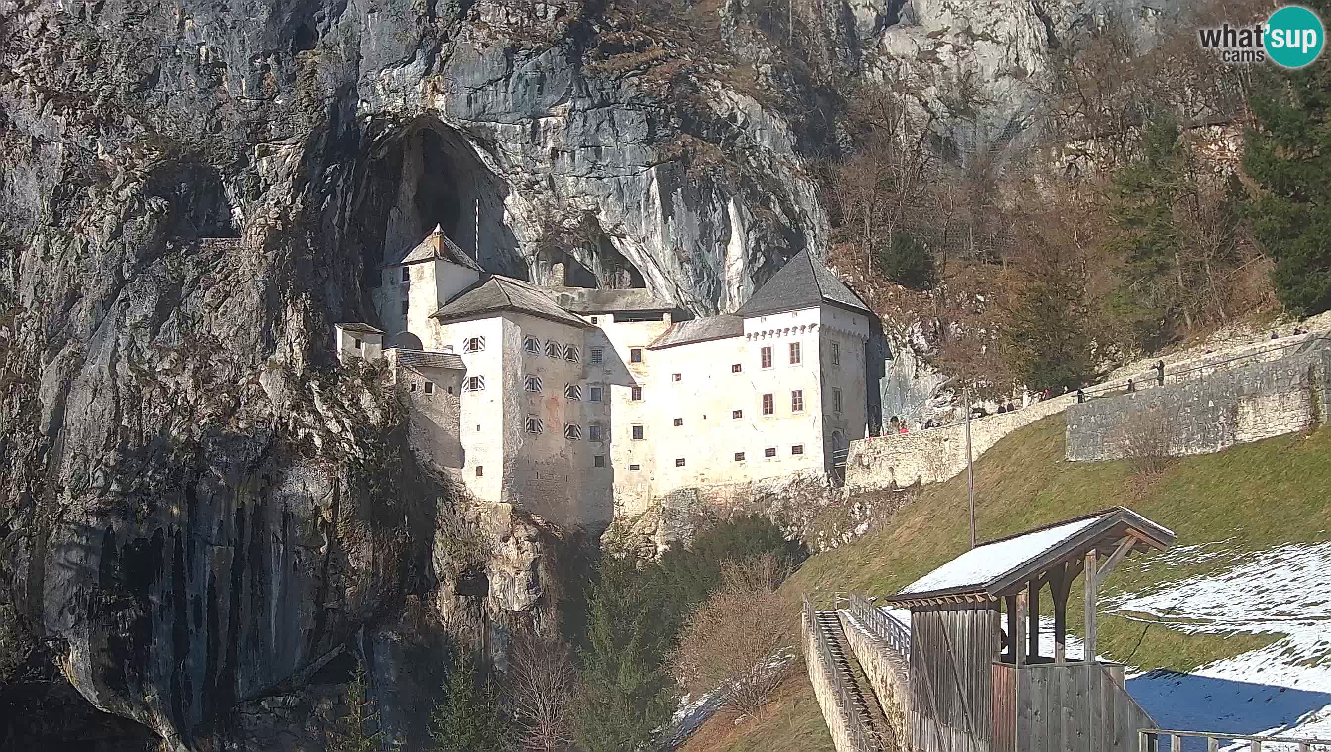 Live Webcam Castello di Predjama – Postumia – Slovenia