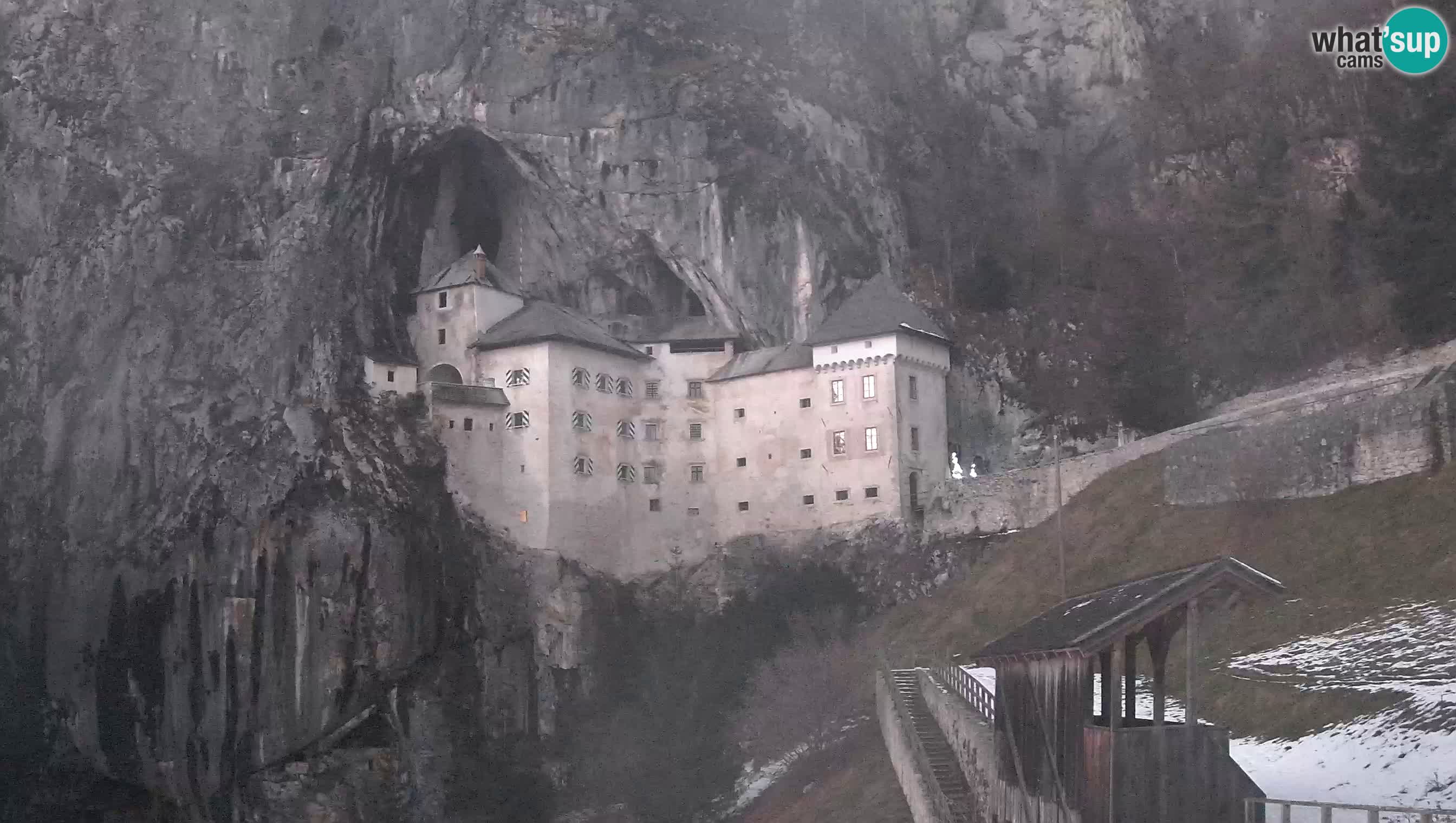 Camera en vivo Castillo de Predjama – Postojna – Eslovenia