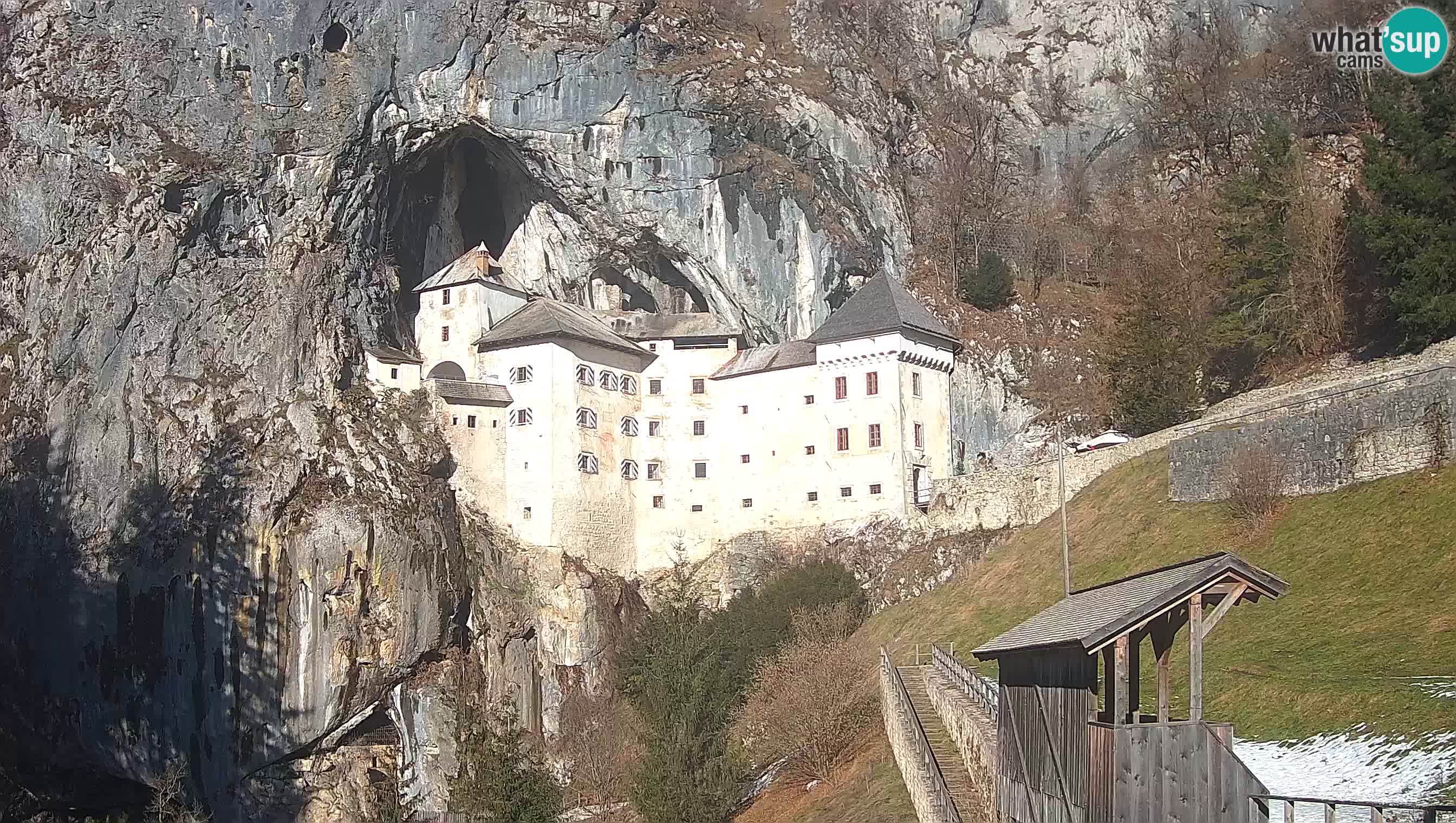 Live Webcam Castello di Predjama – Postumia – Slovenia