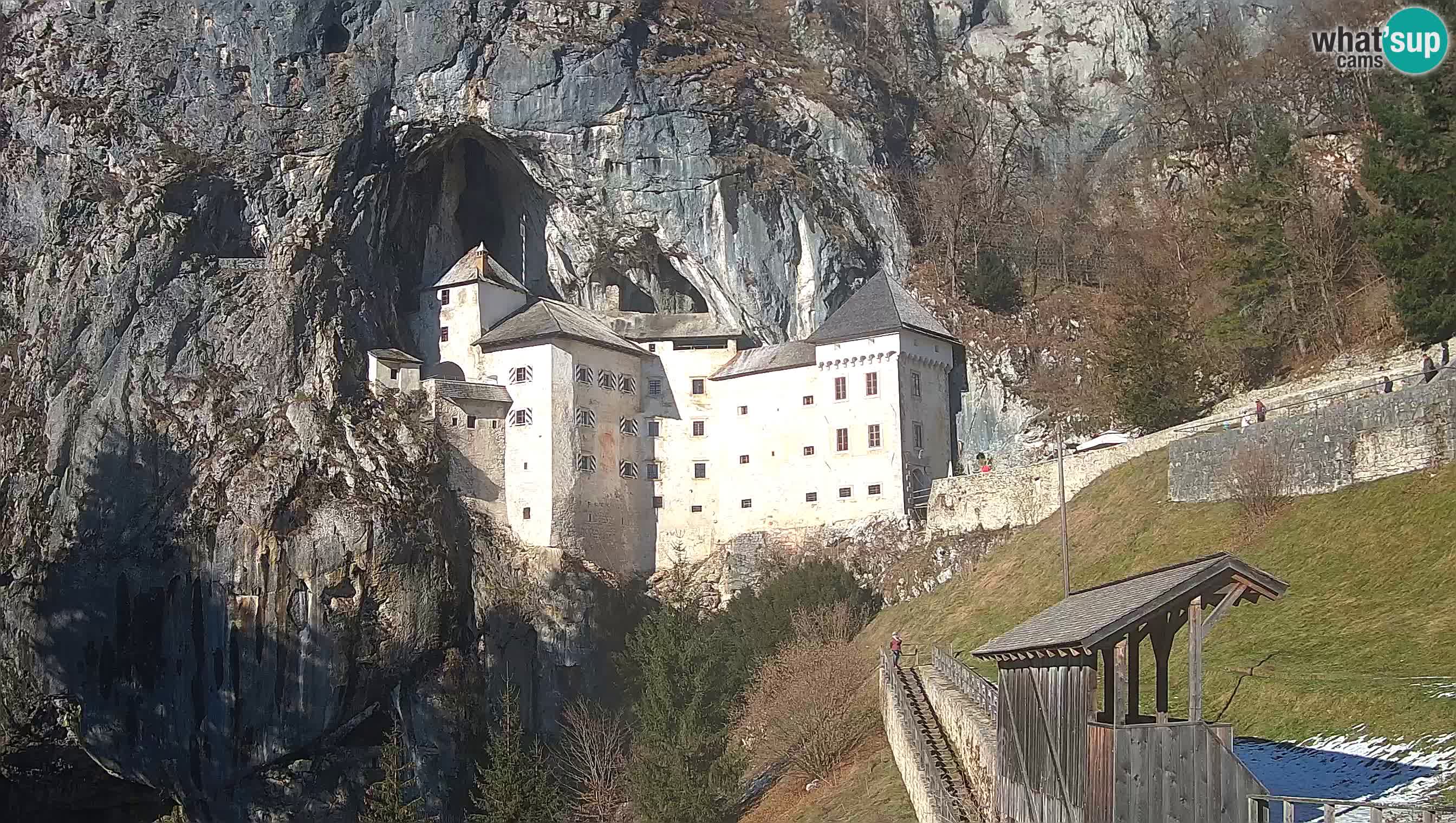 Live Webcam Predjamski grad – Predjama Castle – Postojna – Slovenia