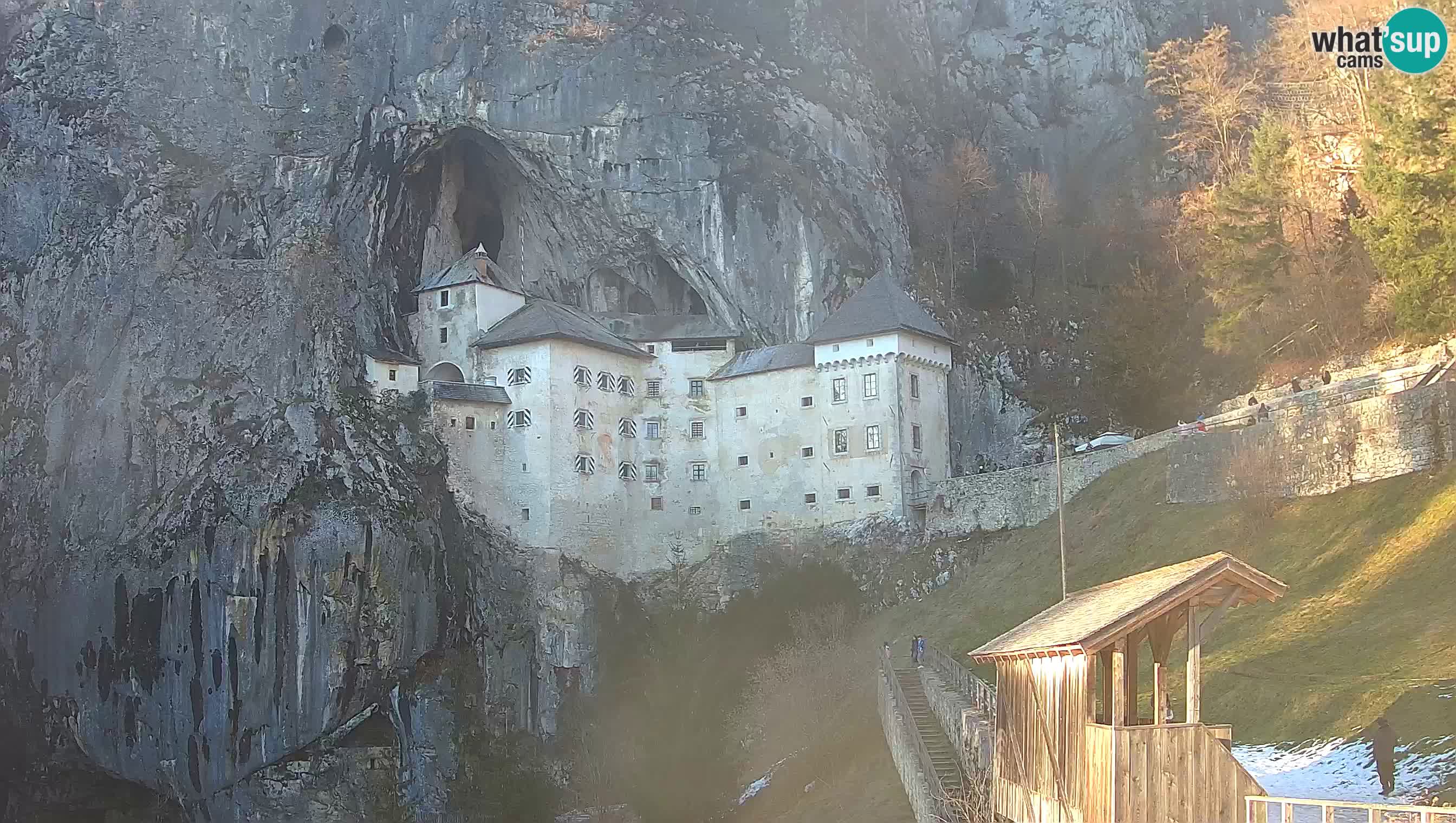 Live Webcam Castello di Predjama – Postumia – Slovenia