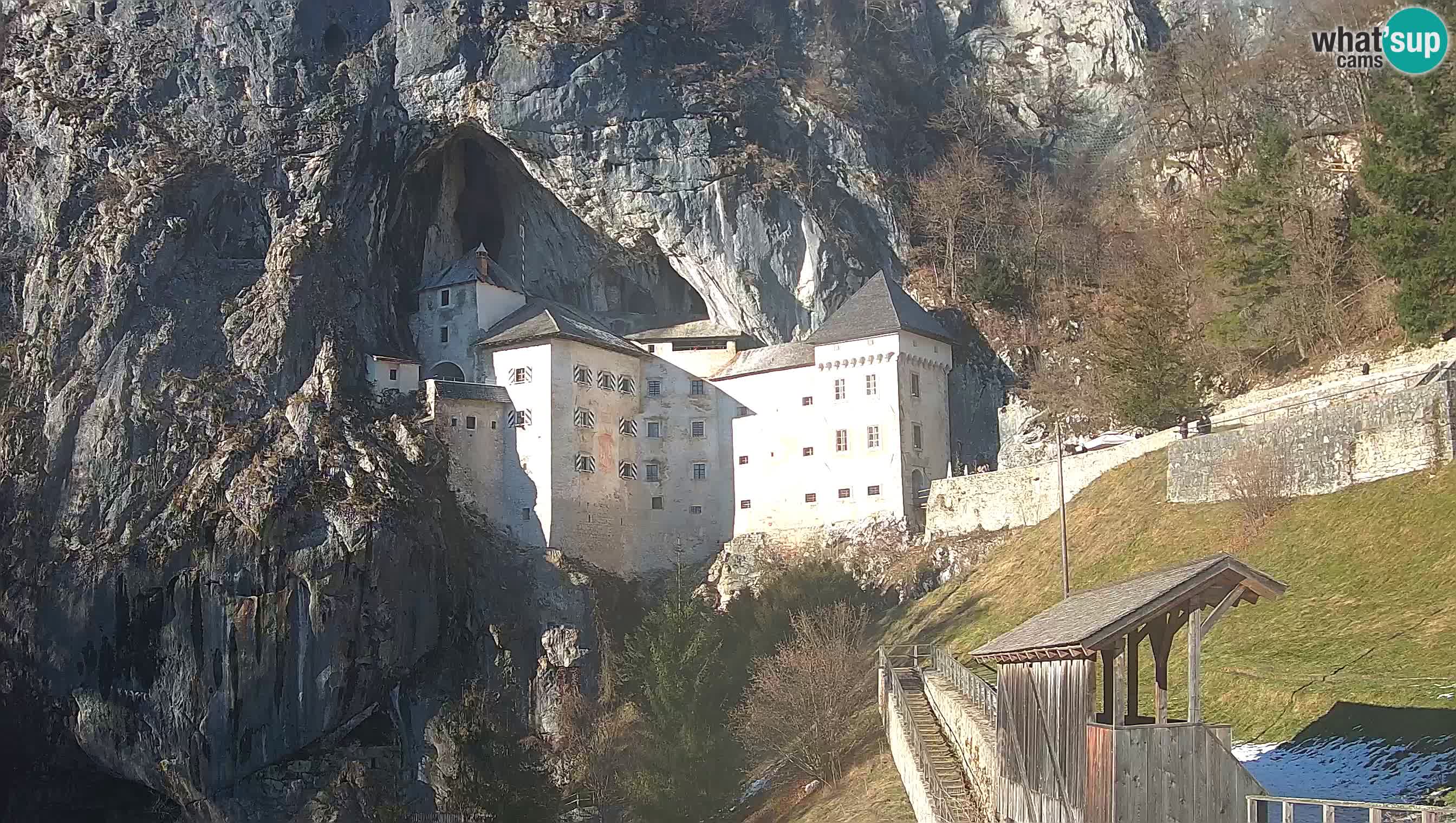 Live Webcam Castello di Predjama – Postumia – Slovenia