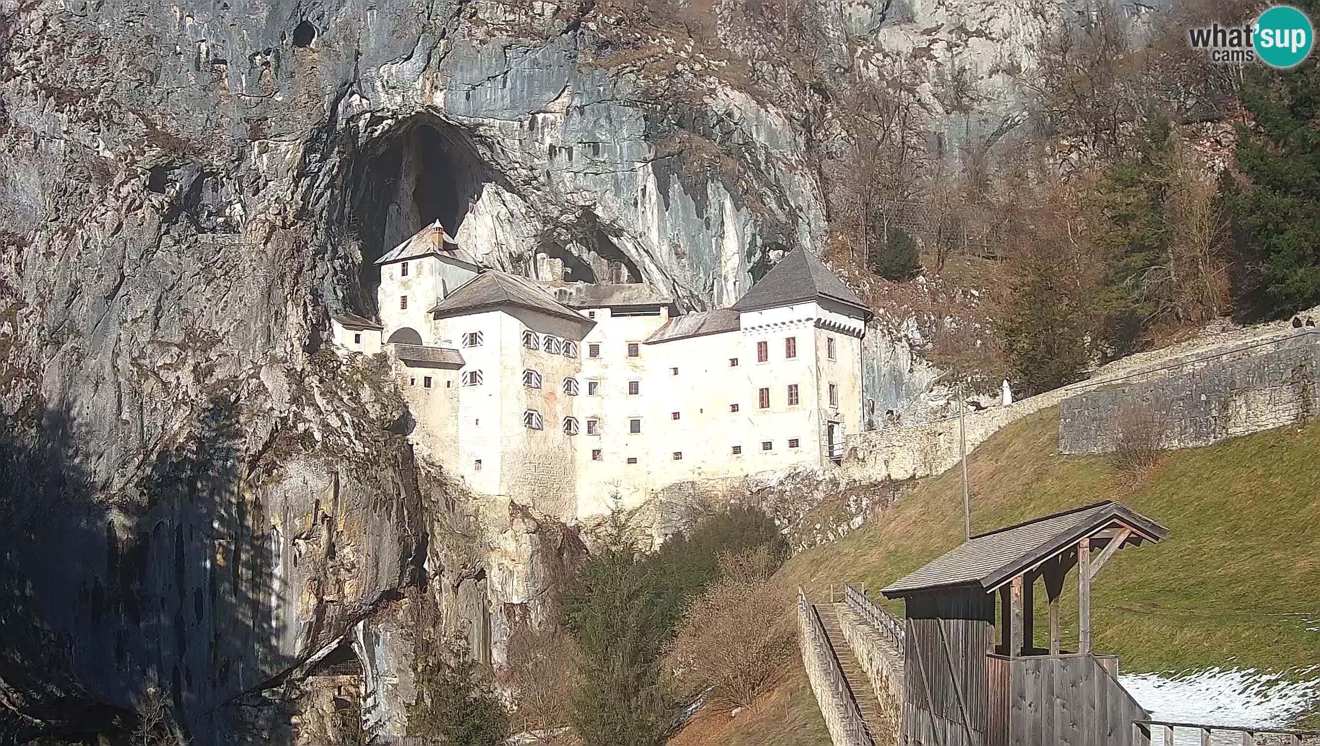 Camera en vivo Castillo de Predjama – Postojna – Eslovenia