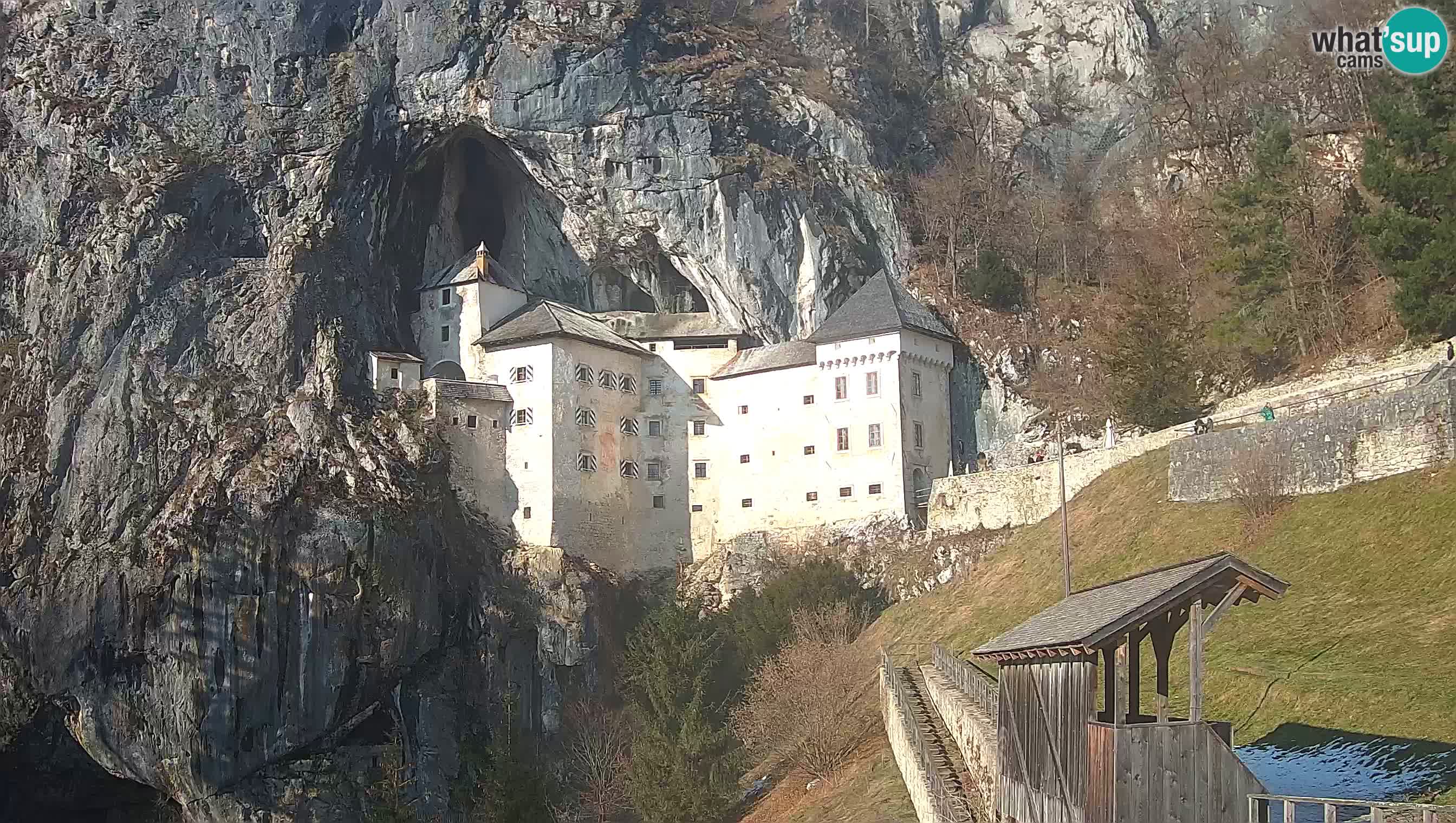 Live Webcam Predjamski grad – Predjama Castle – Postojna – Slovenia