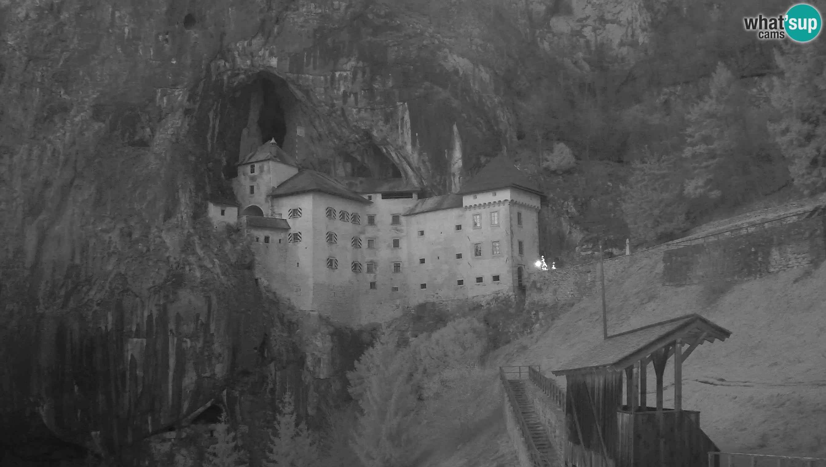 Live Webcam Predjamski grad – Predjama Castle – Postojna – Slovenia