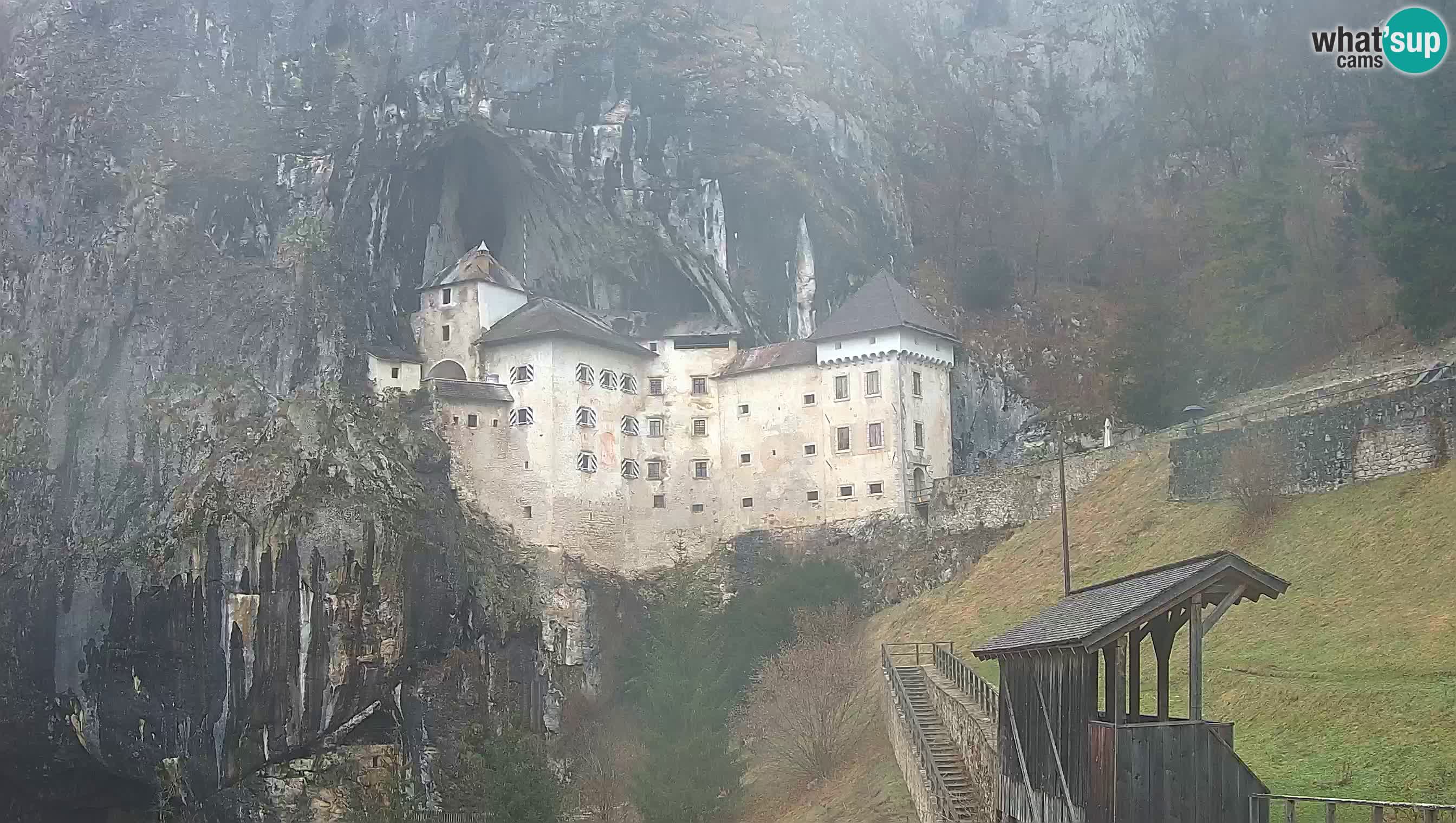 Live Webcam Predjamski grad – Predjama Castle – Postojna – Slovenia