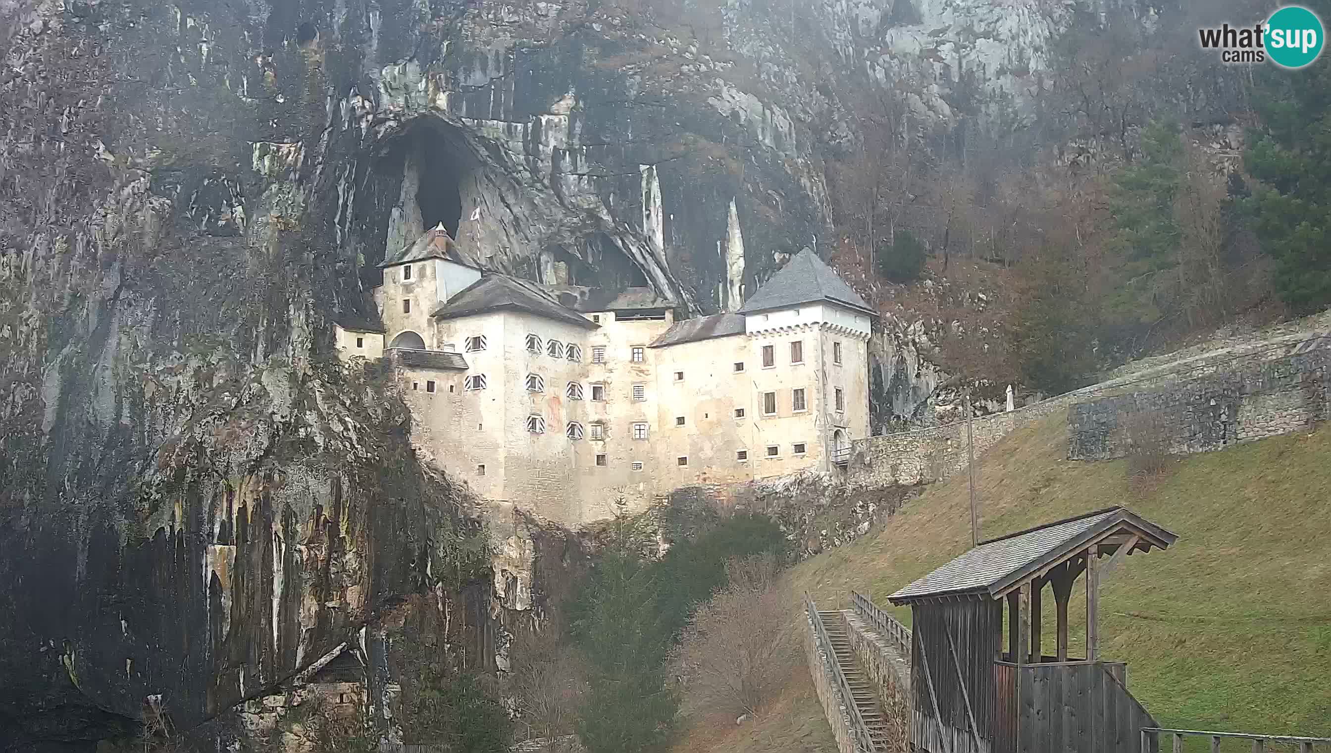 Live Webcam Castello di Predjama – Postumia – Slovenia