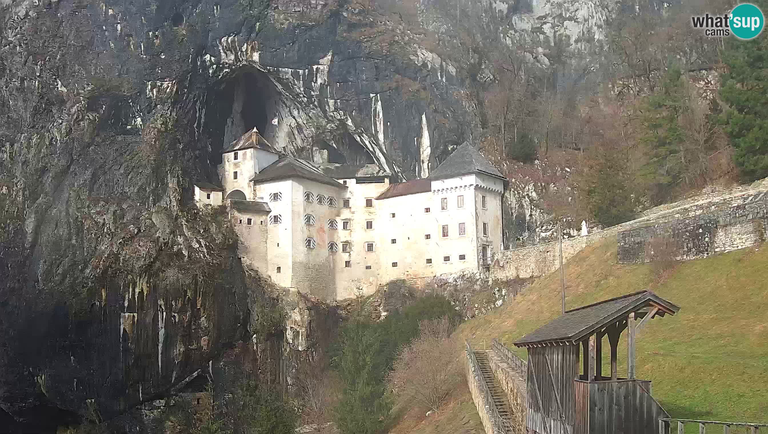 Live Webcam Castello di Predjama – Postumia – Slovenia