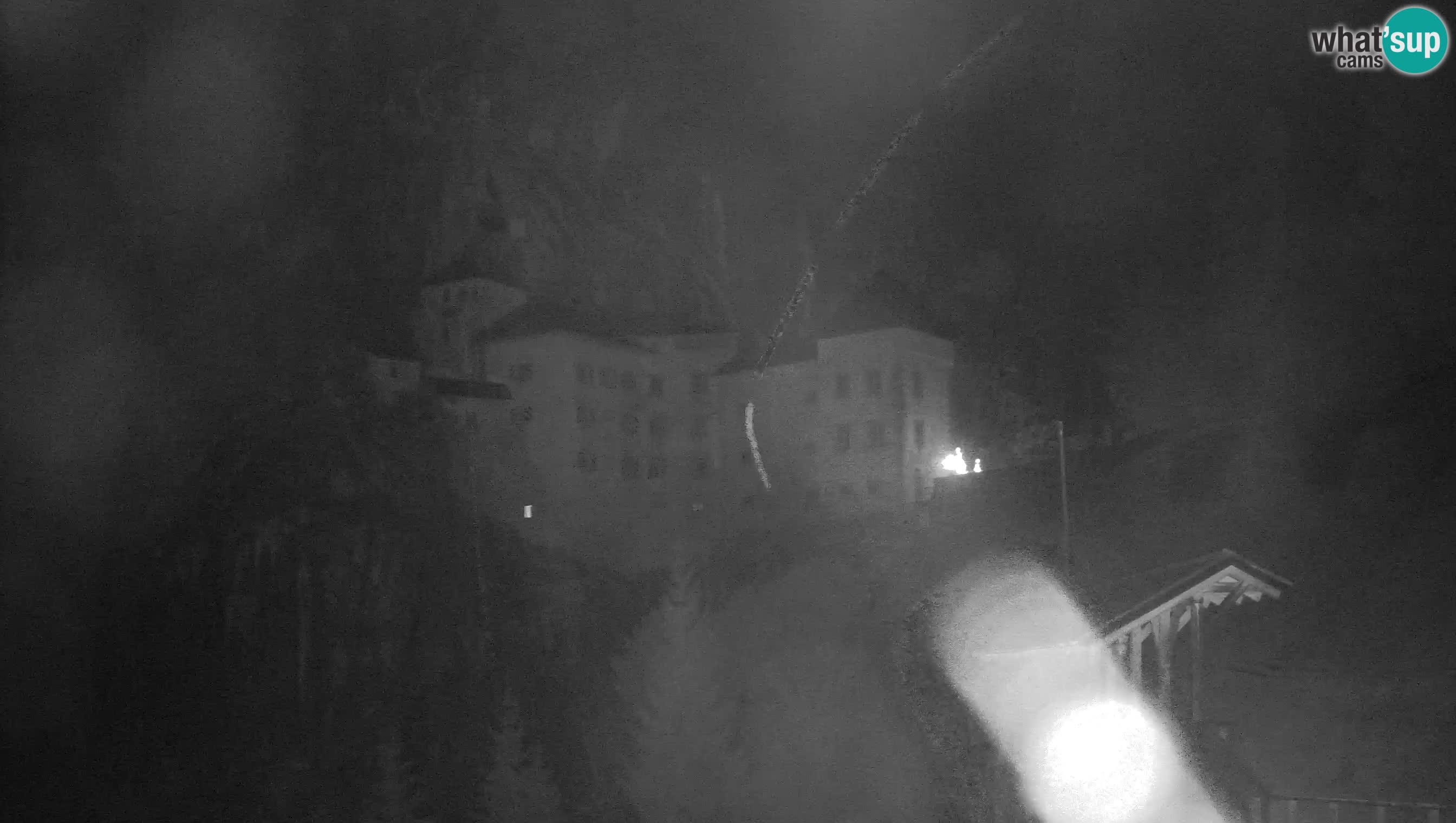 Live Webcam Grad Predjama – Château de Predjama – Postojna – Slovénie