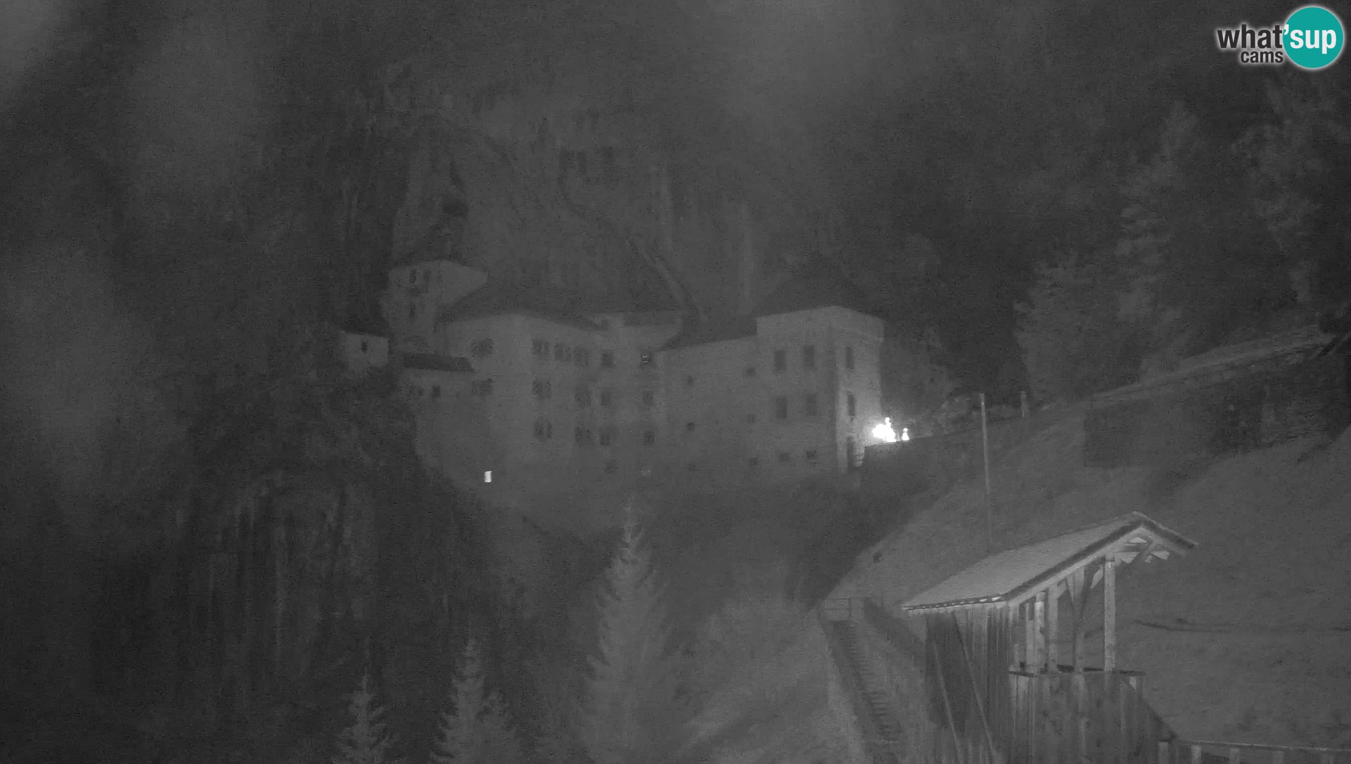 Live Webcam Höhlenburg Predjama – Postojna – Slowenien