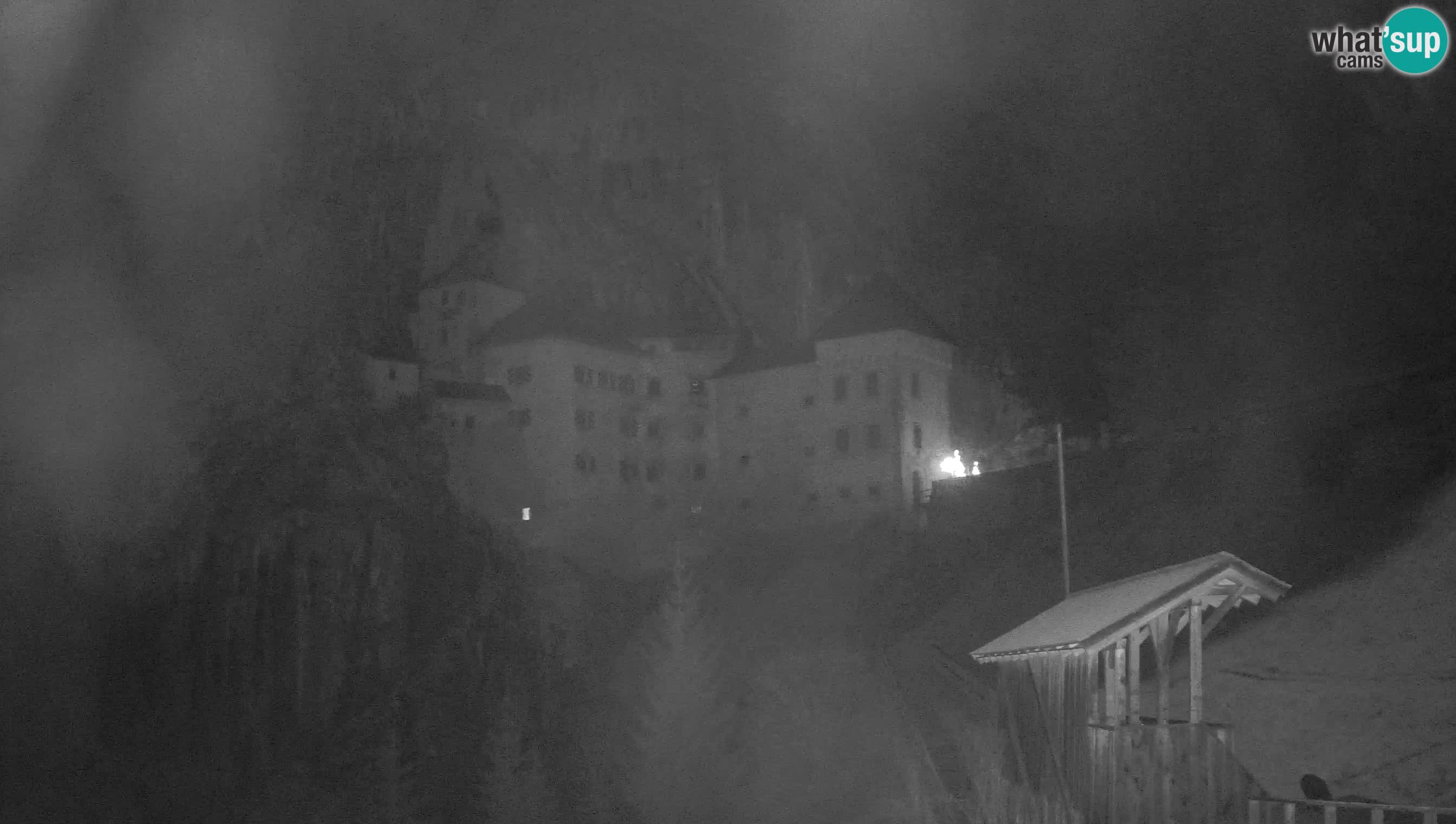 Live Webcam Grad Predjama – Château de Predjama – Postojna – Slovénie