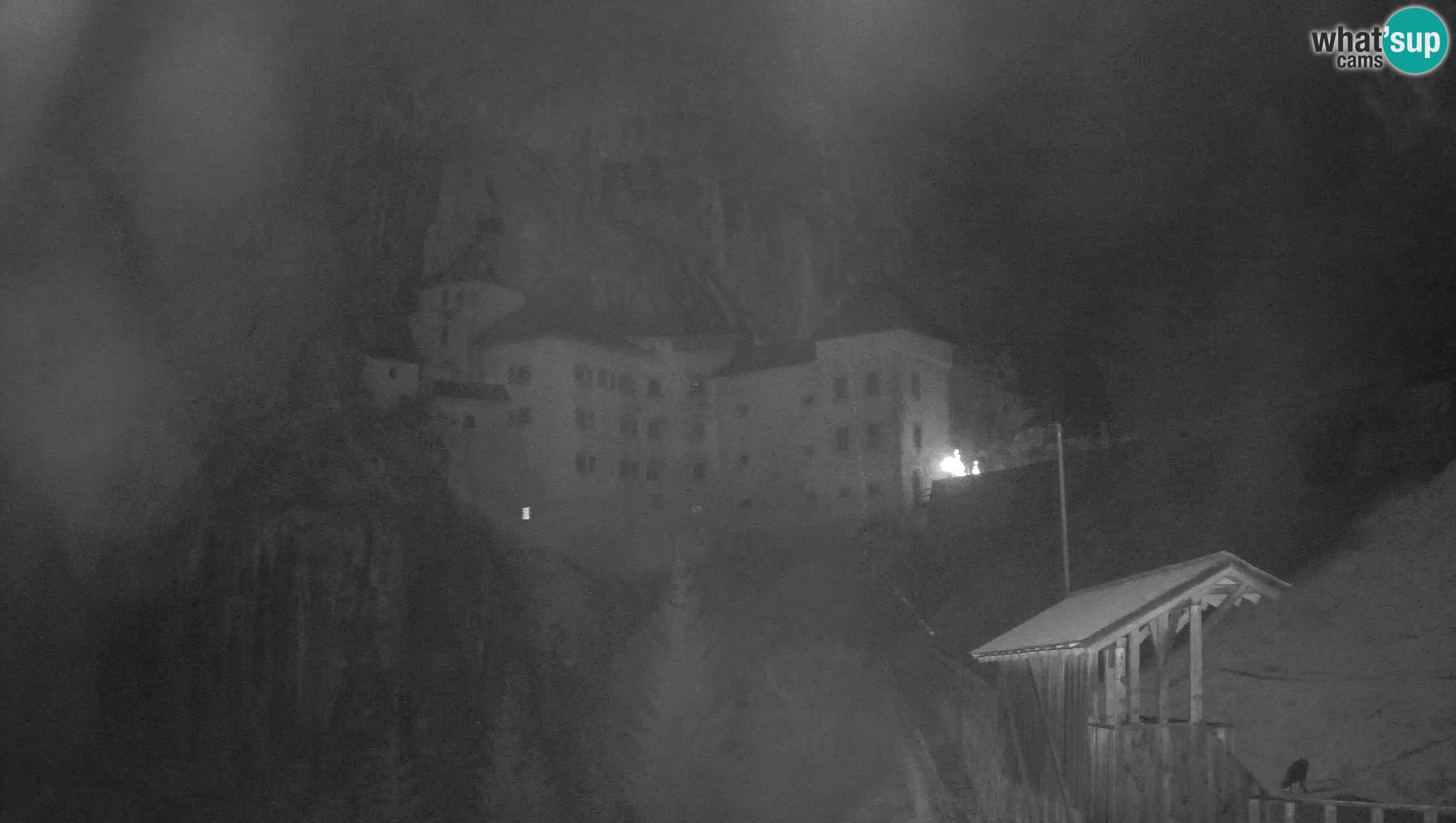 Live Webcam Grad Predjama – Château de Predjama – Postojna – Slovénie