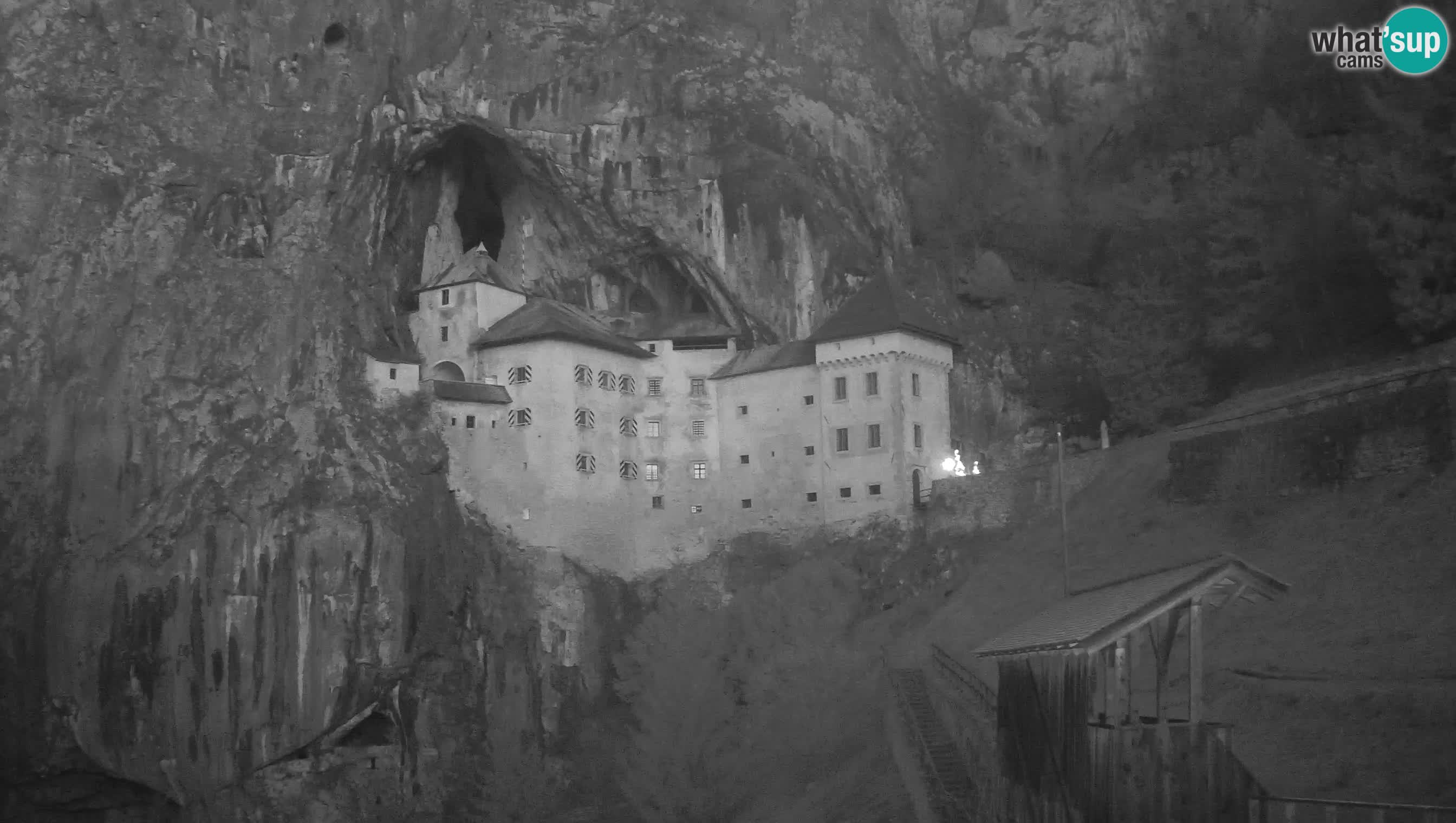 Live Webcam Predjamski grad – Predjama Castle – Postojna – Slovenia