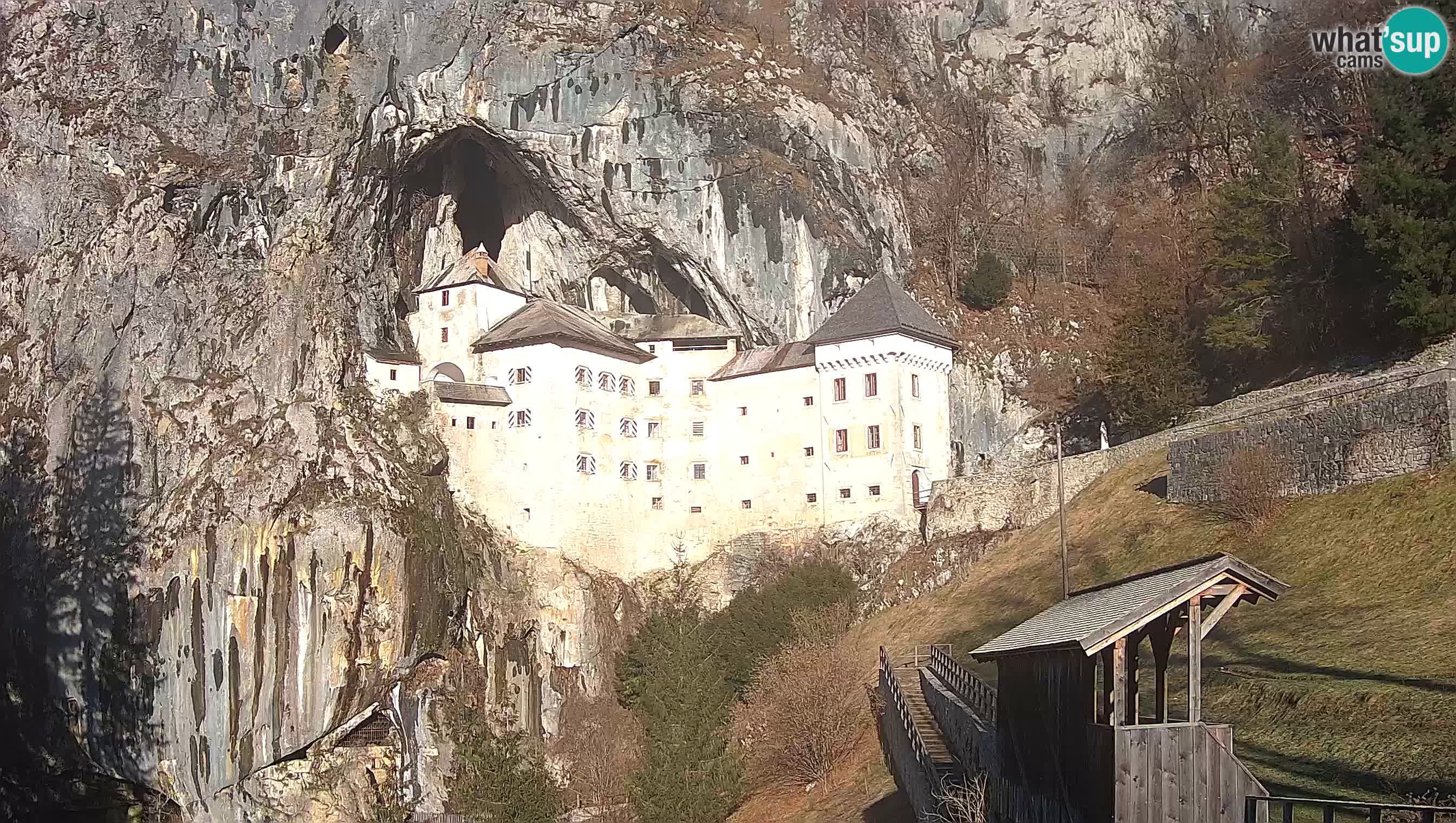 Predjama Castle