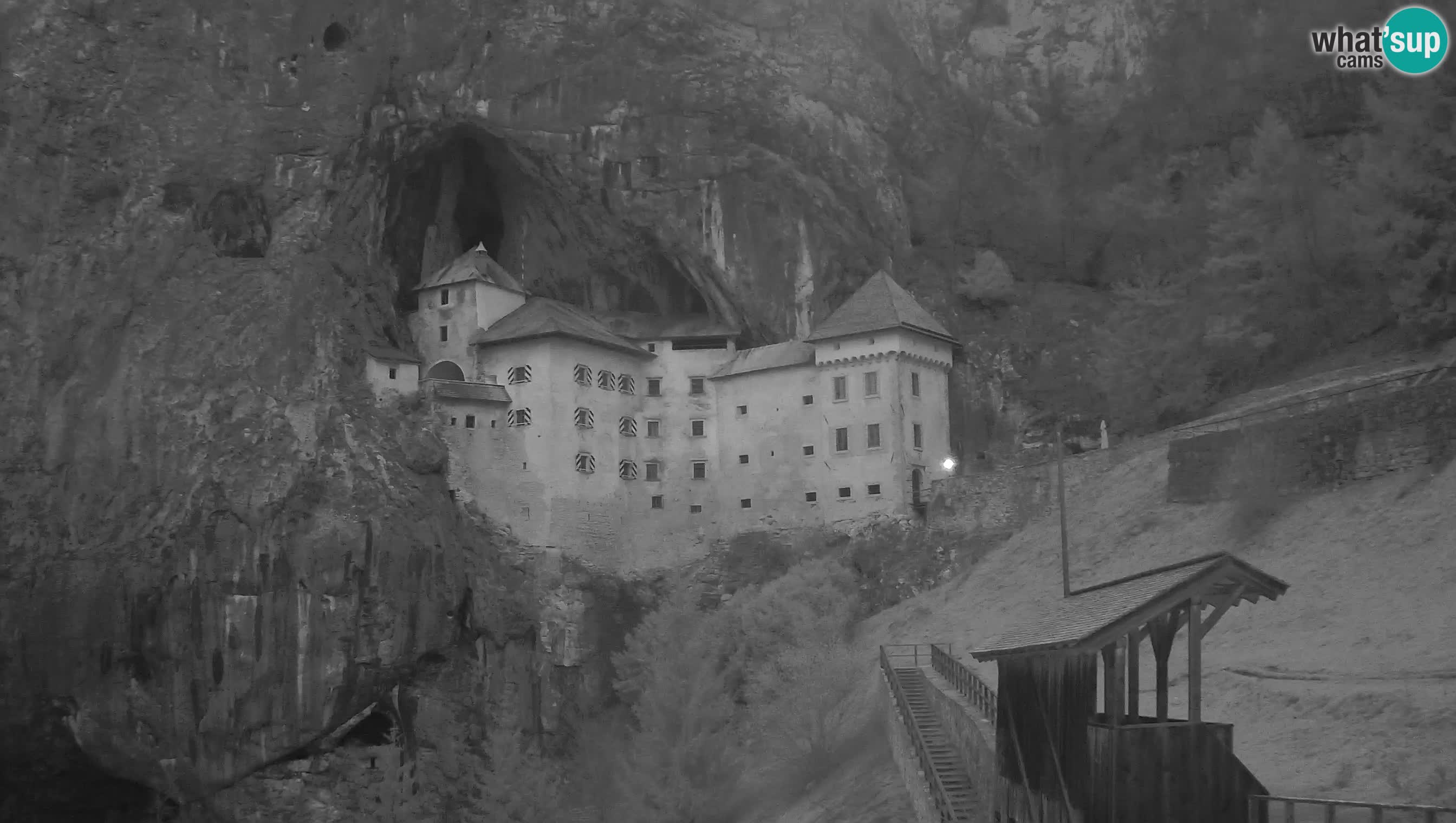 Live Webcam Predjamski grad – Predjama Castle – Postojna – Slovenia