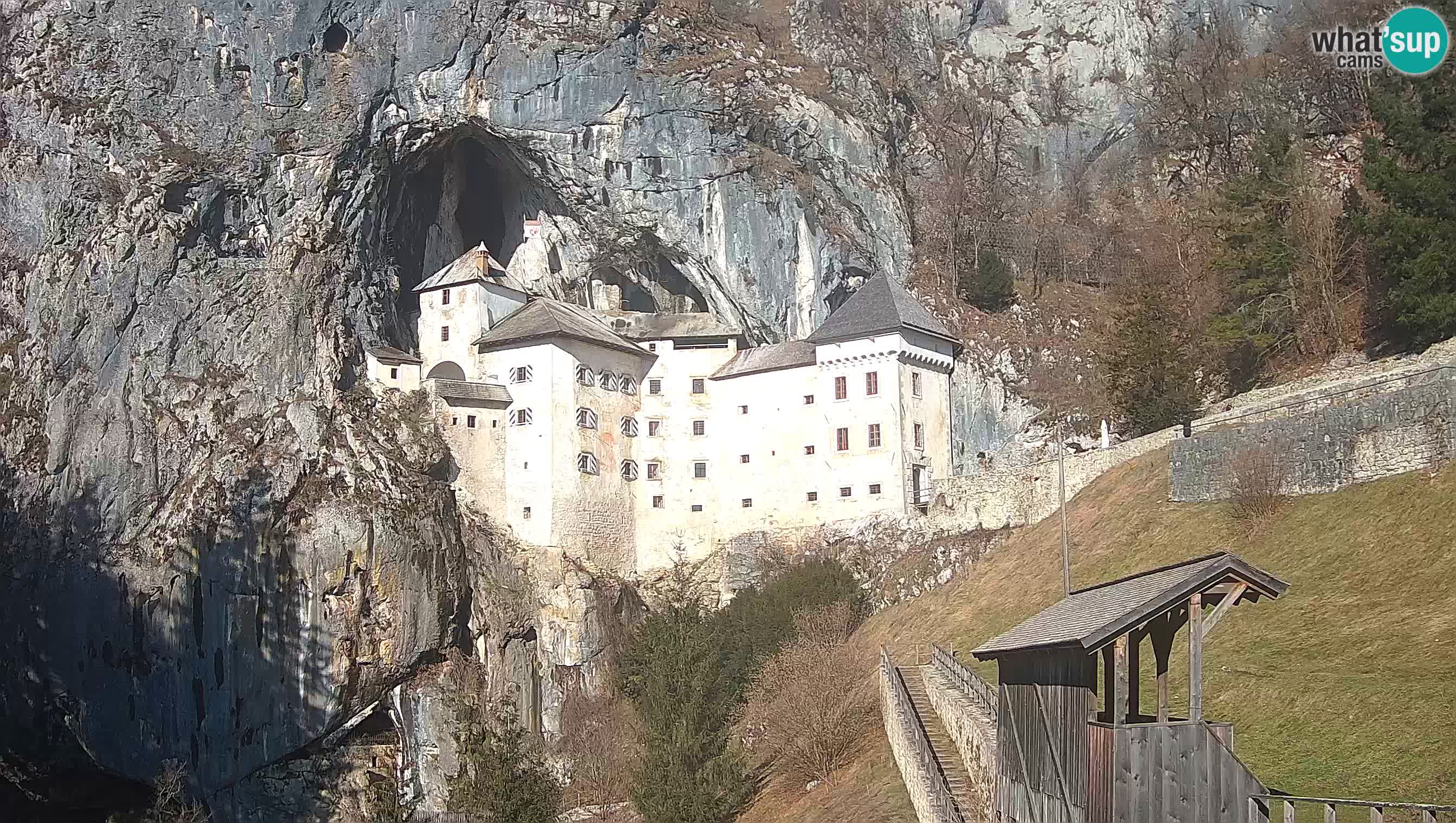 Live Webcam Castello di Predjama – Postumia – Slovenia