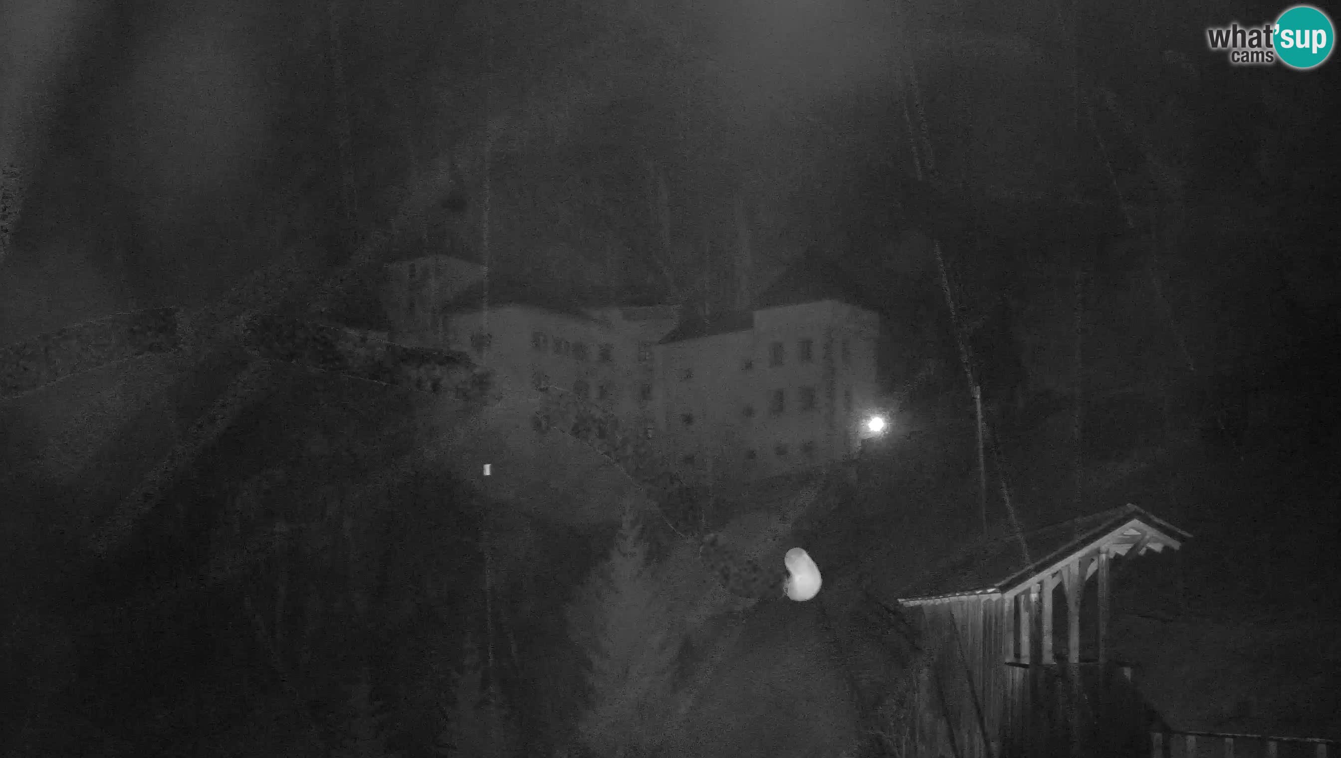 Live Webcam Grad Predjama – Château de Predjama – Postojna – Slovénie