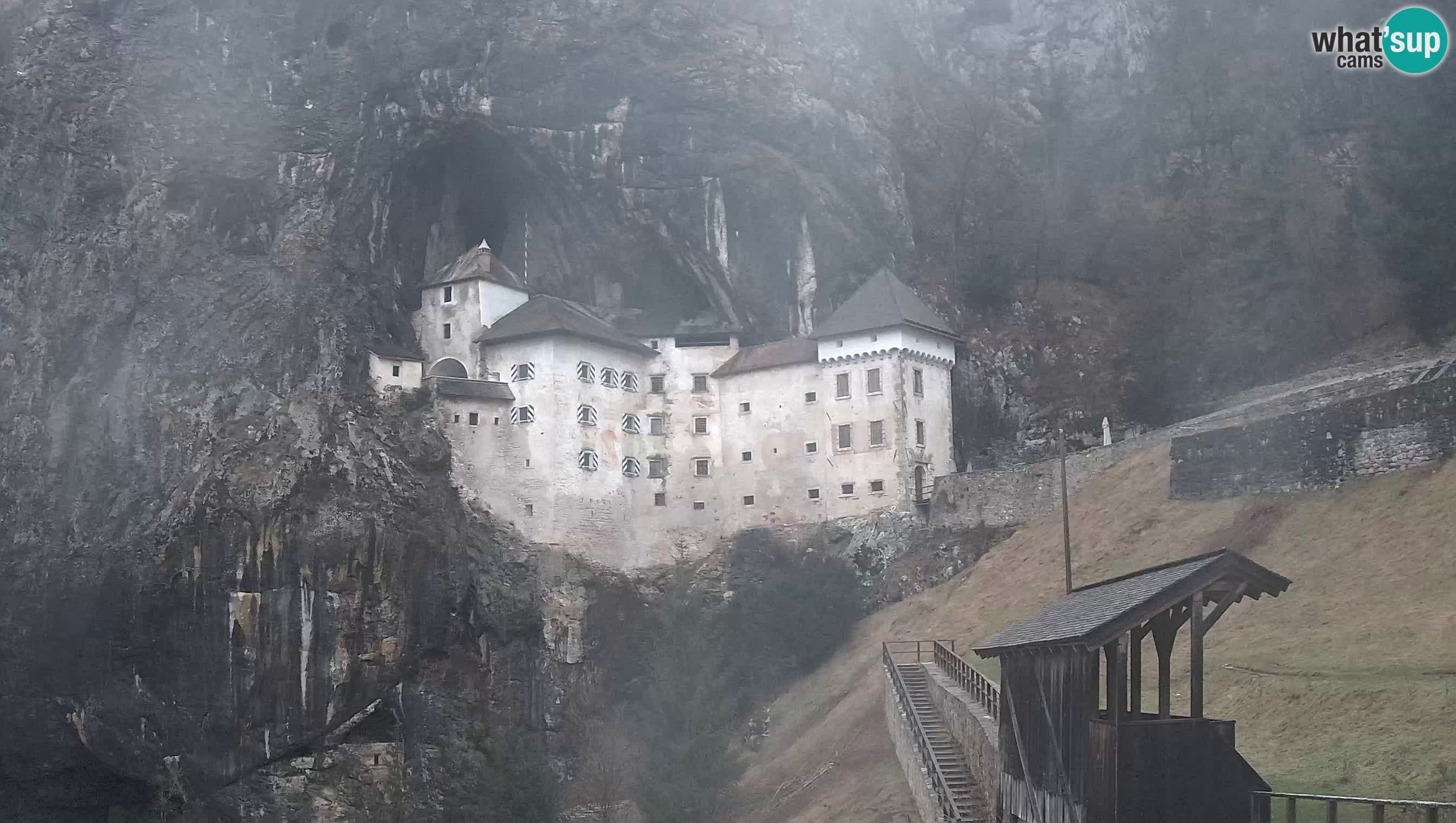 Live Webcam Castello di Predjama – Postumia – Slovenia