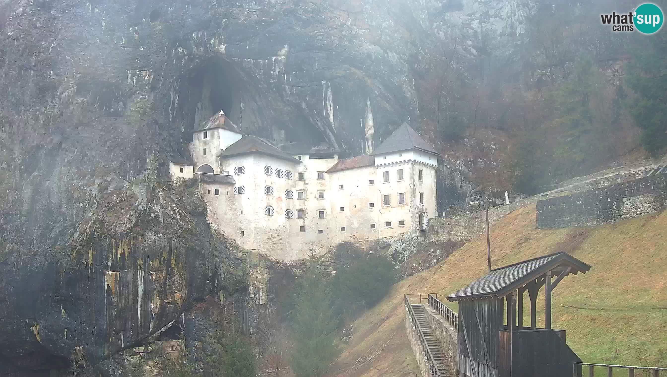 Predjama Castle