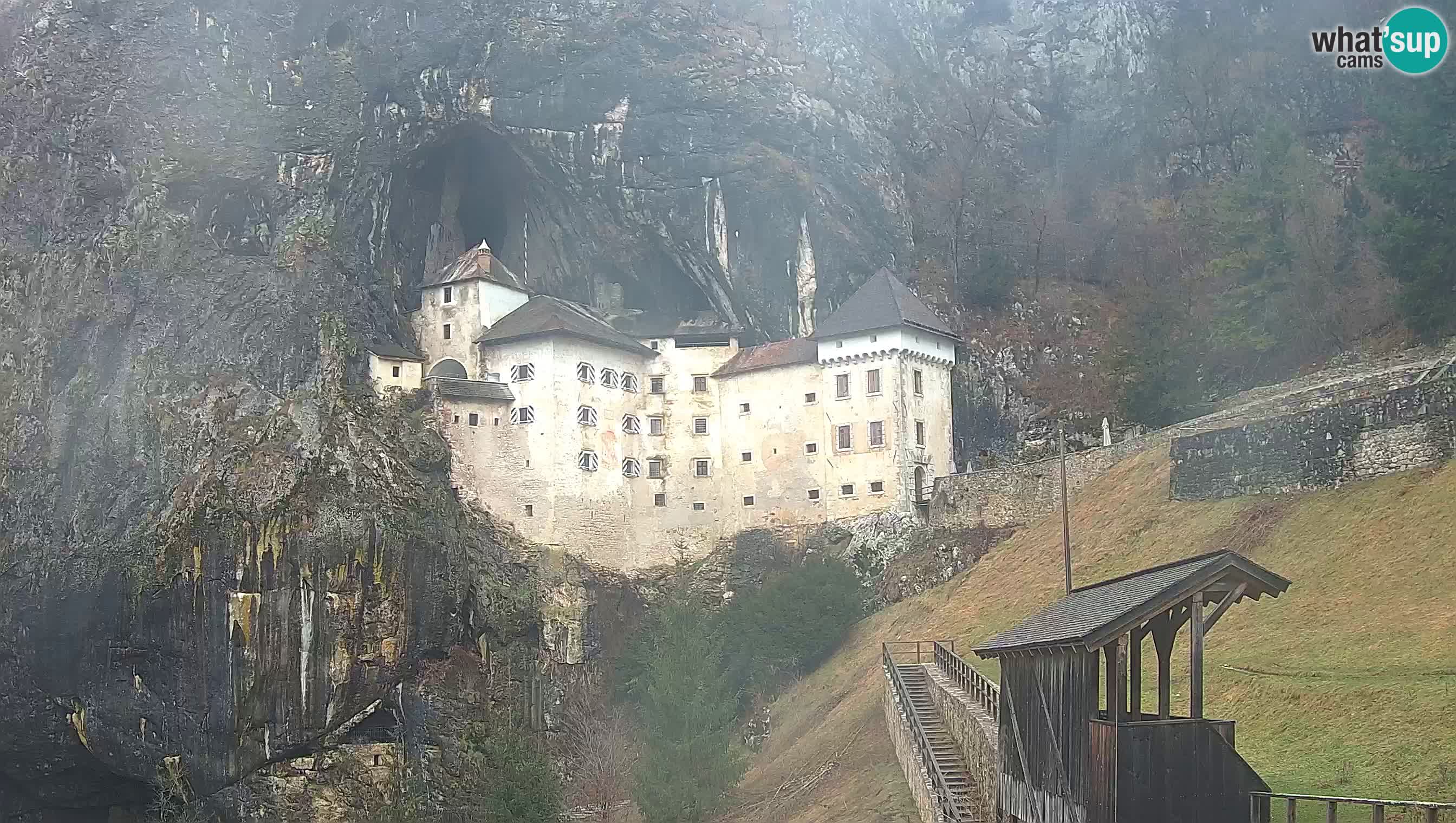 Camera en vivo Castillo de Predjama – Postojna – Eslovenia