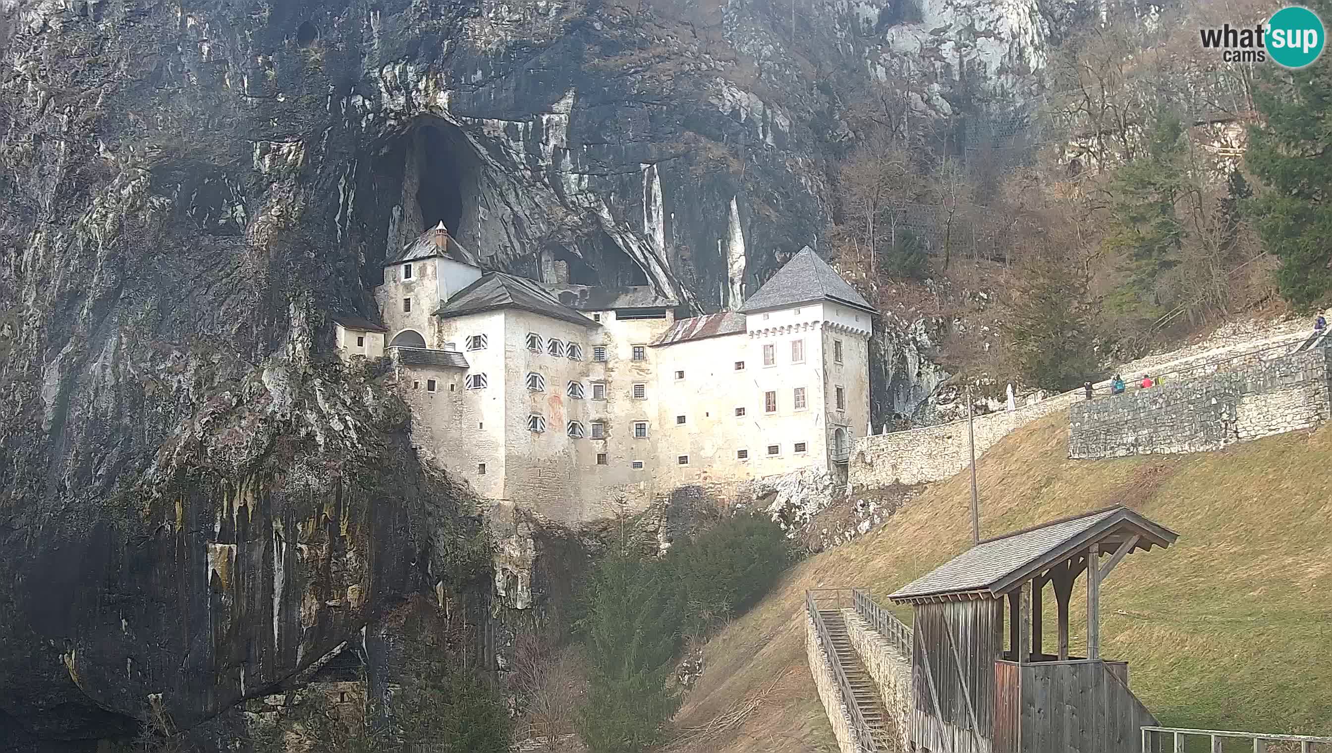 Live Webcam Castello di Predjama – Postumia – Slovenia