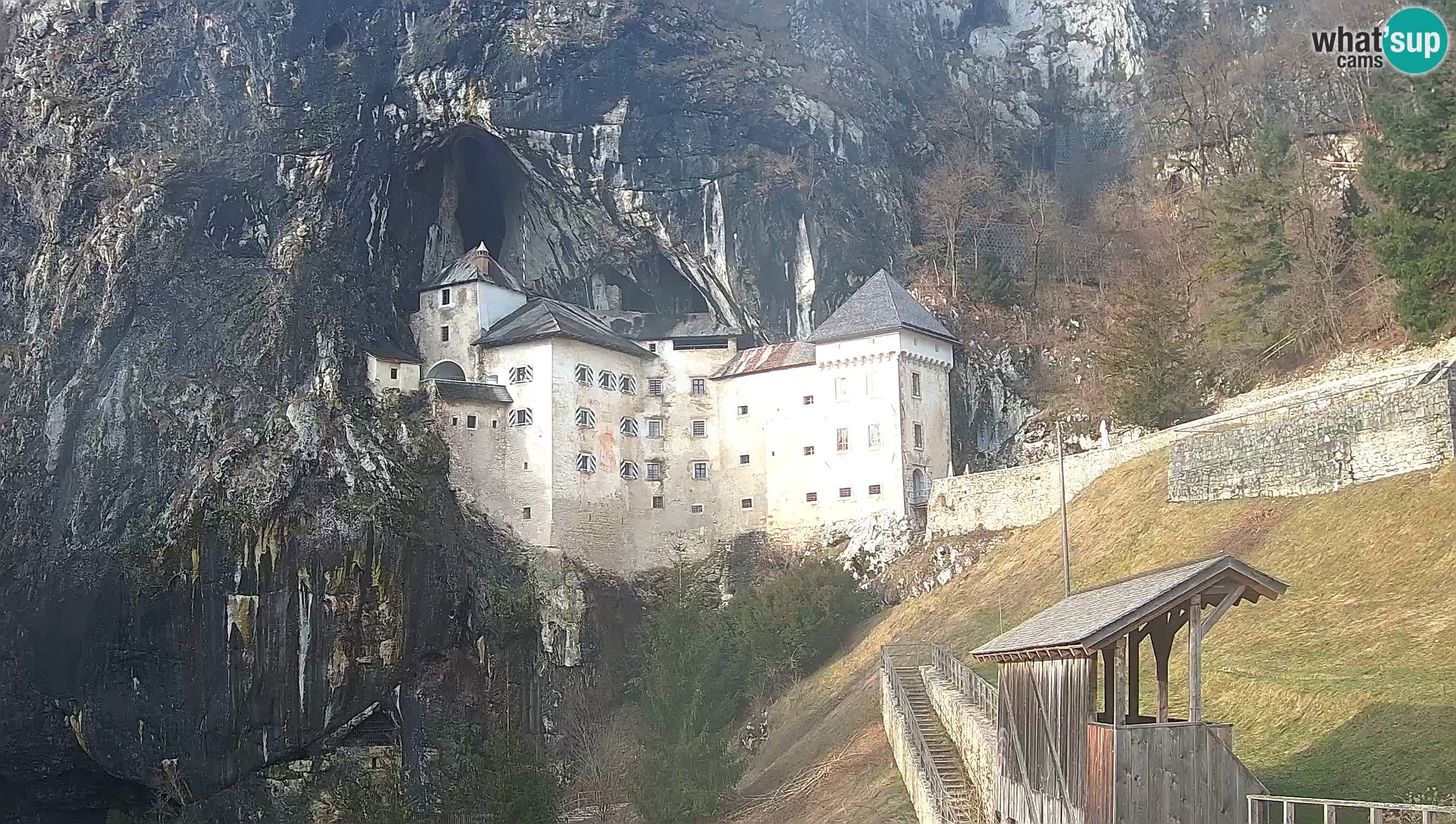 Camera en vivo Castillo de Predjama – Postojna – Eslovenia