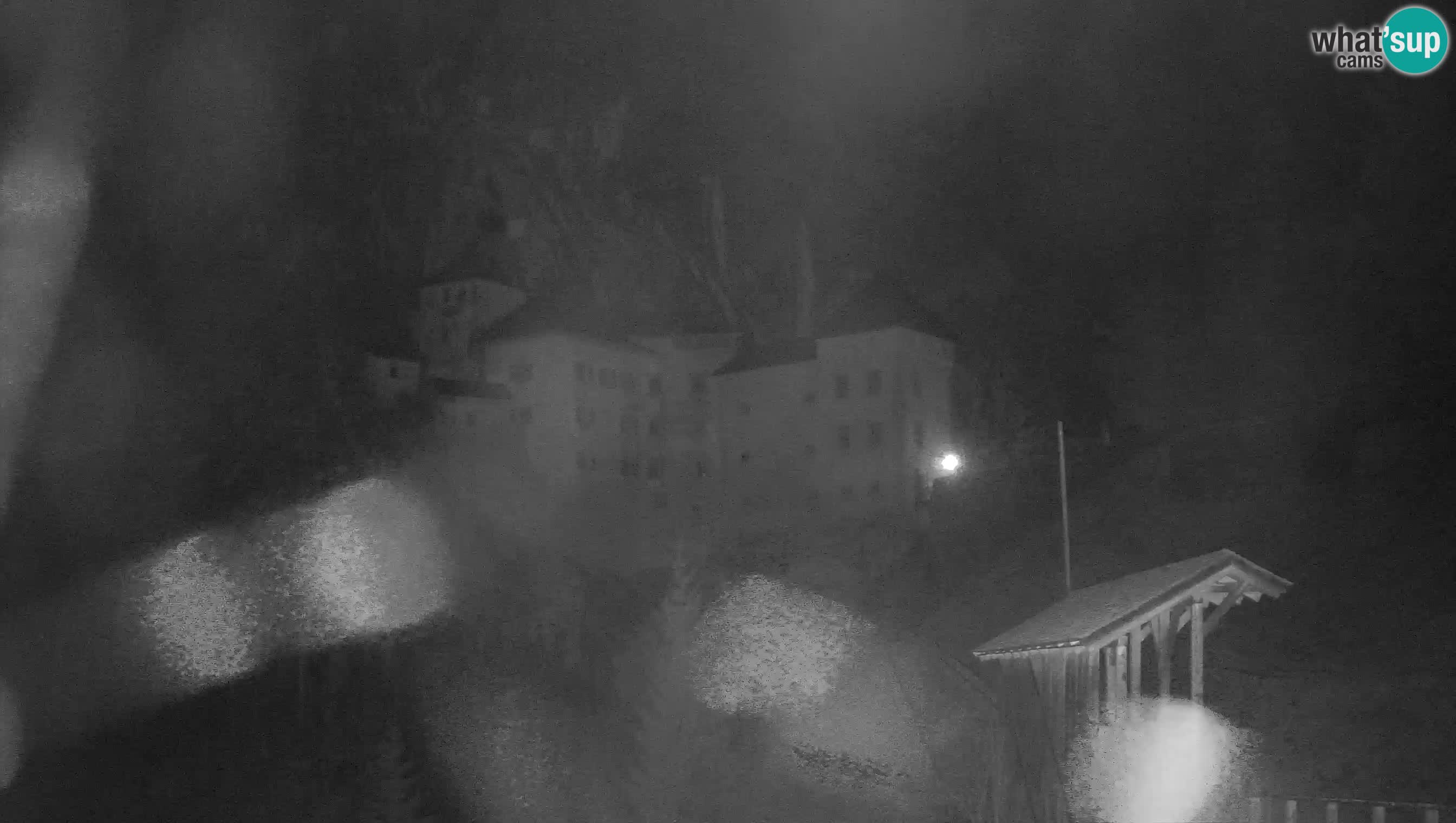 Live Webcam Höhlenburg Predjama – Postojna – Slowenien