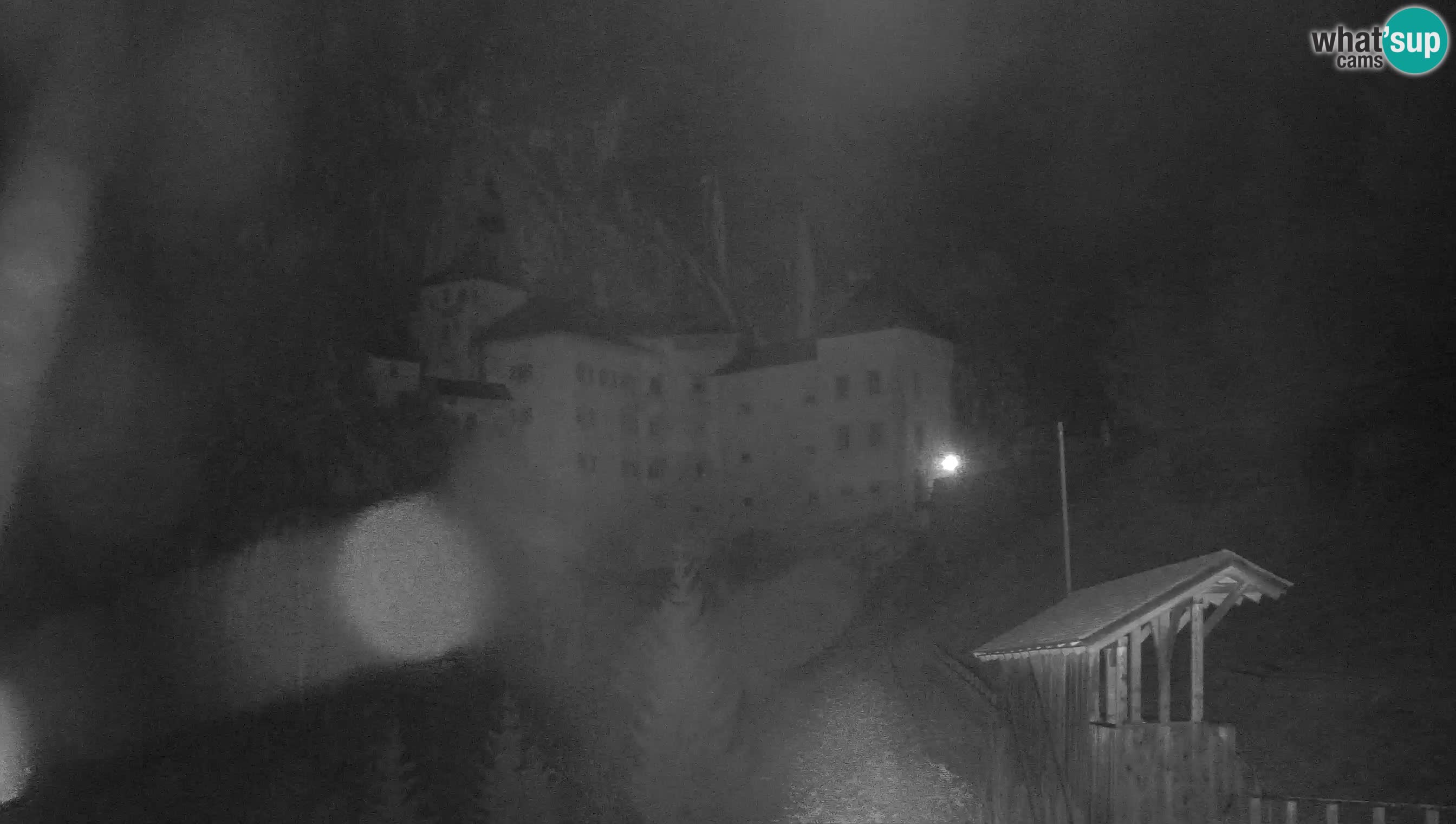 Live Webcam Grad Predjama – Château de Predjama – Postojna – Slovénie