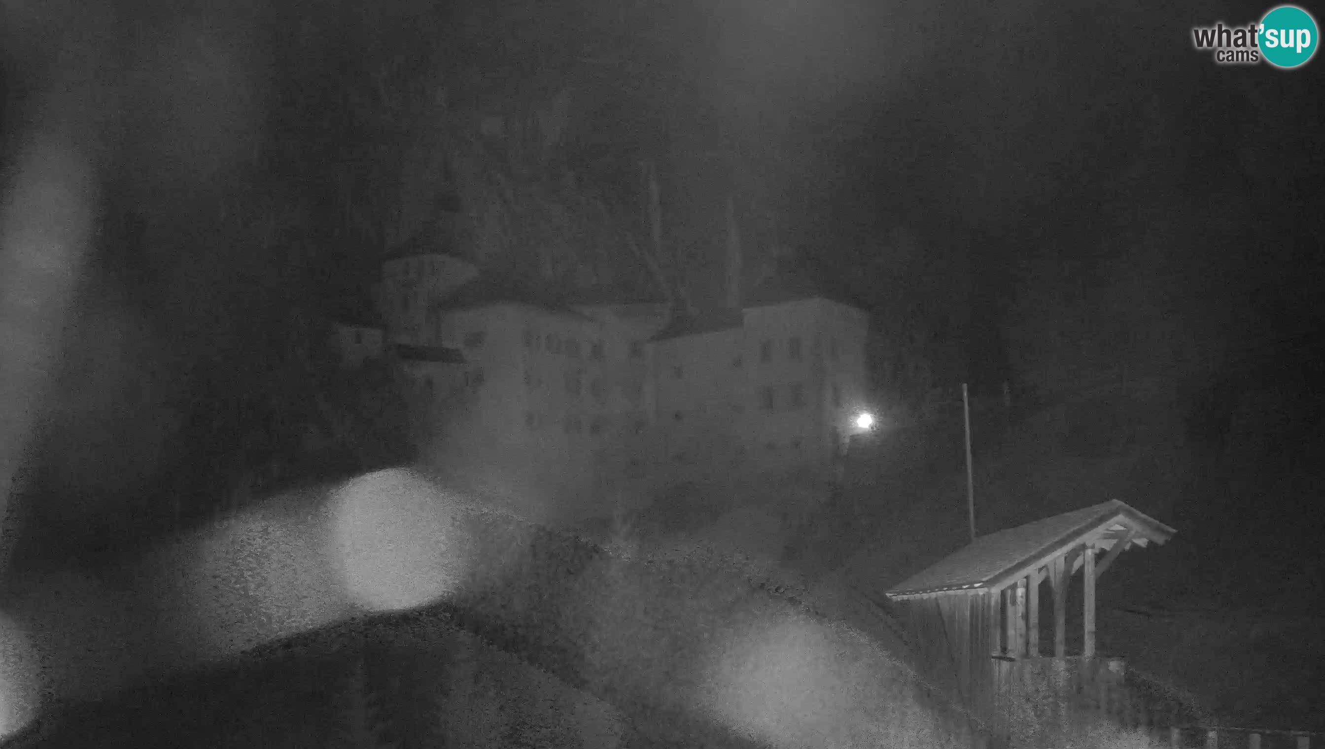 Live Webcam Grad Predjama – Château de Predjama – Postojna – Slovénie