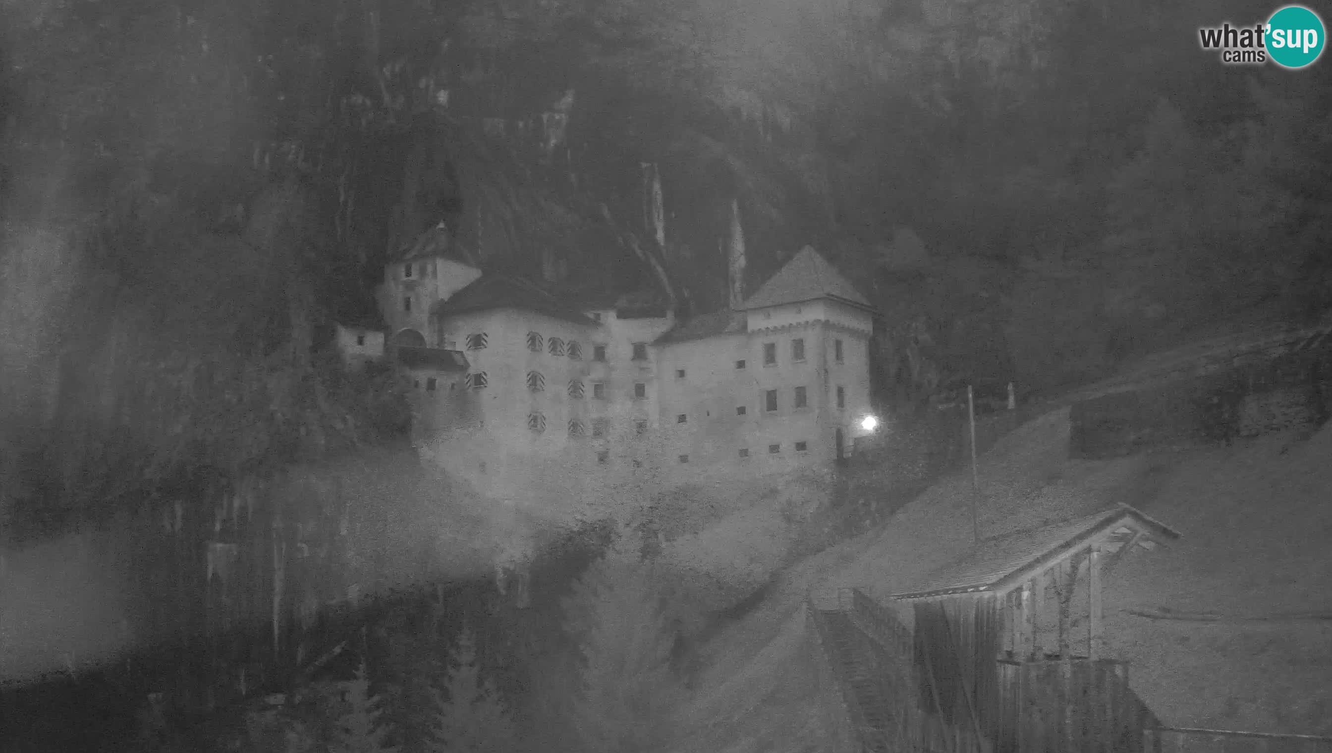 Live Webcam Grad Predjama – Château de Predjama – Postojna – Slovénie