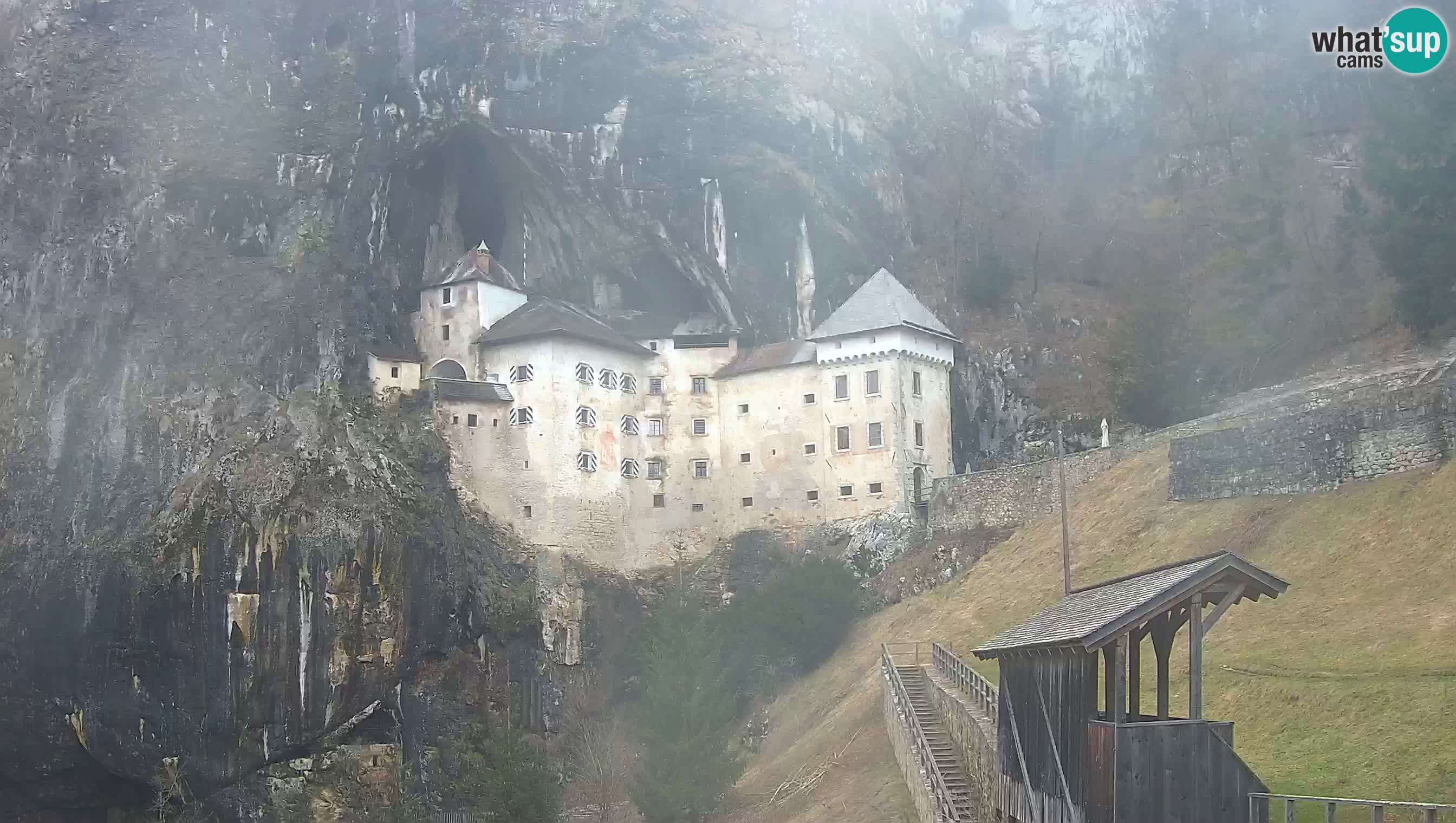 Live Webcam Predjamski grad – Predjama Castle – Postojna – Slovenia