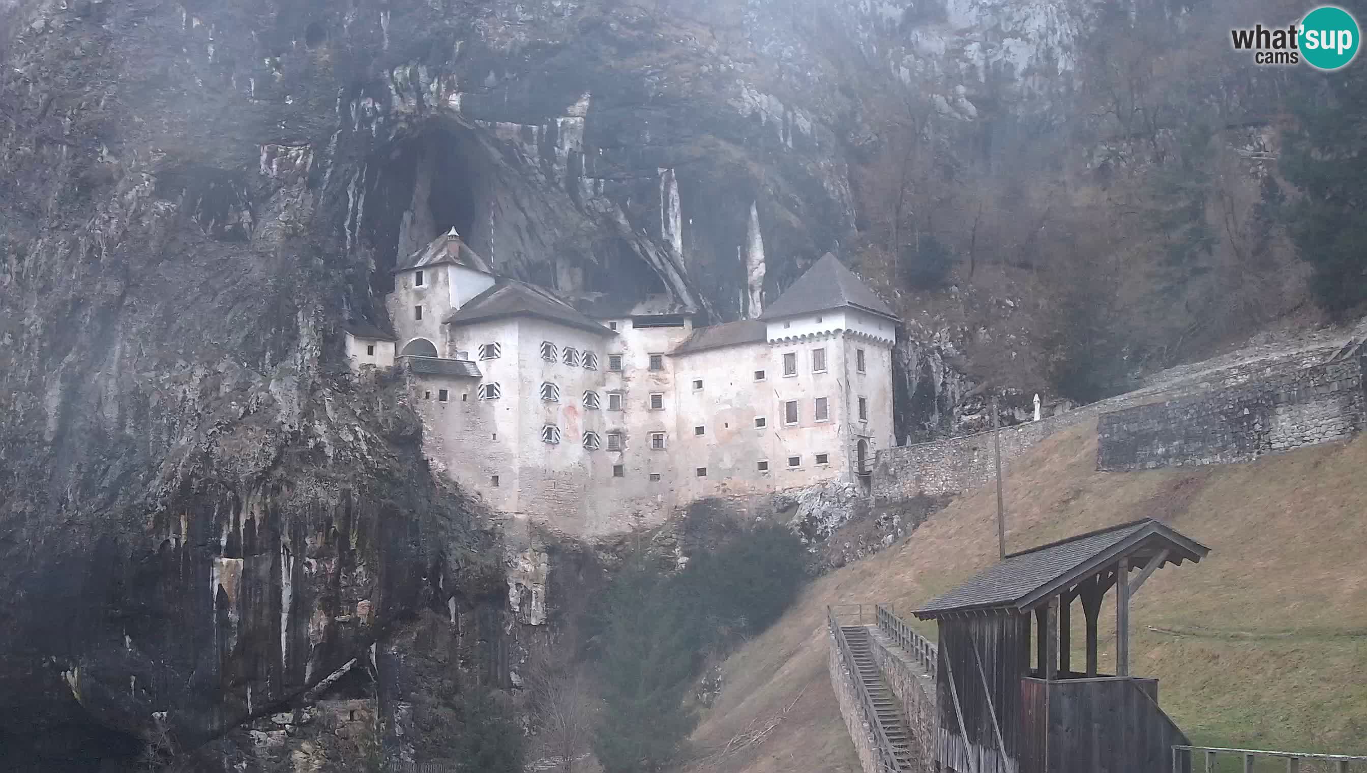 Camera en vivo Castillo de Predjama – Postojna – Eslovenia