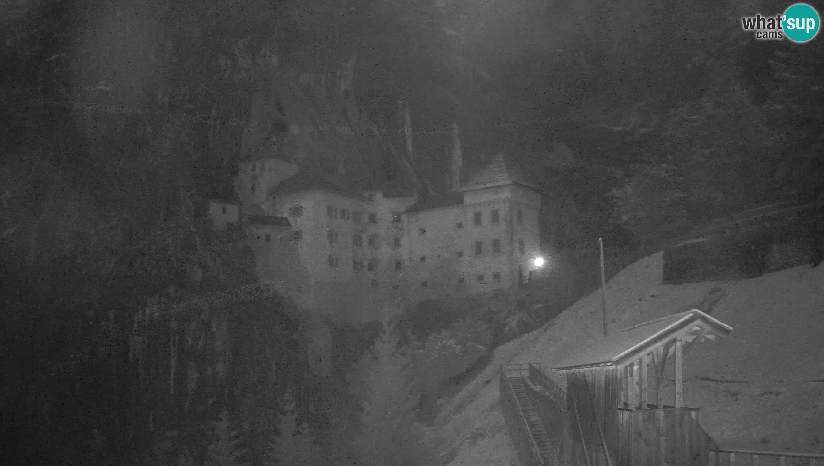 Live Webcam Grad Predjama – Château de Predjama – Postojna – Slovénie