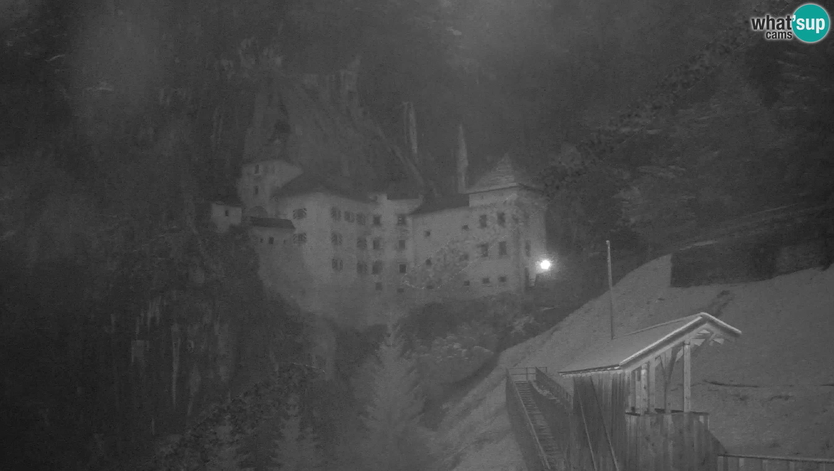 Live Webcam Höhlenburg Predjama – Postojna – Slowenien