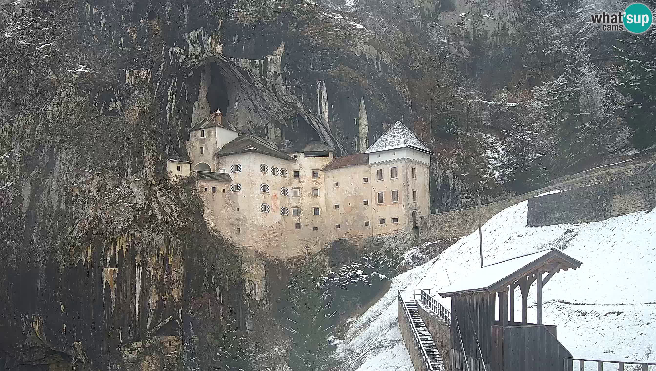 Live Webcam Castello di Predjama – Postumia – Slovenia