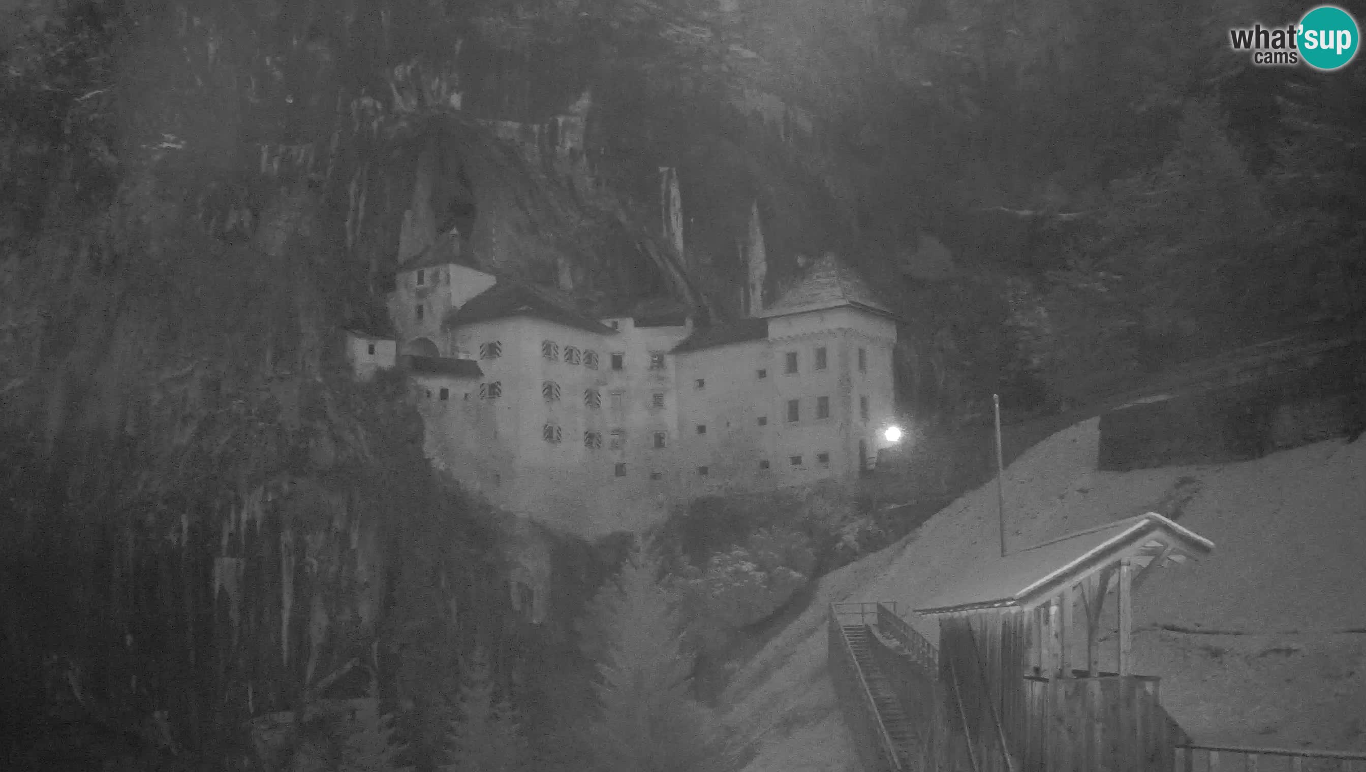 Live Webcam Castello di Predjama – Postumia – Slovenia