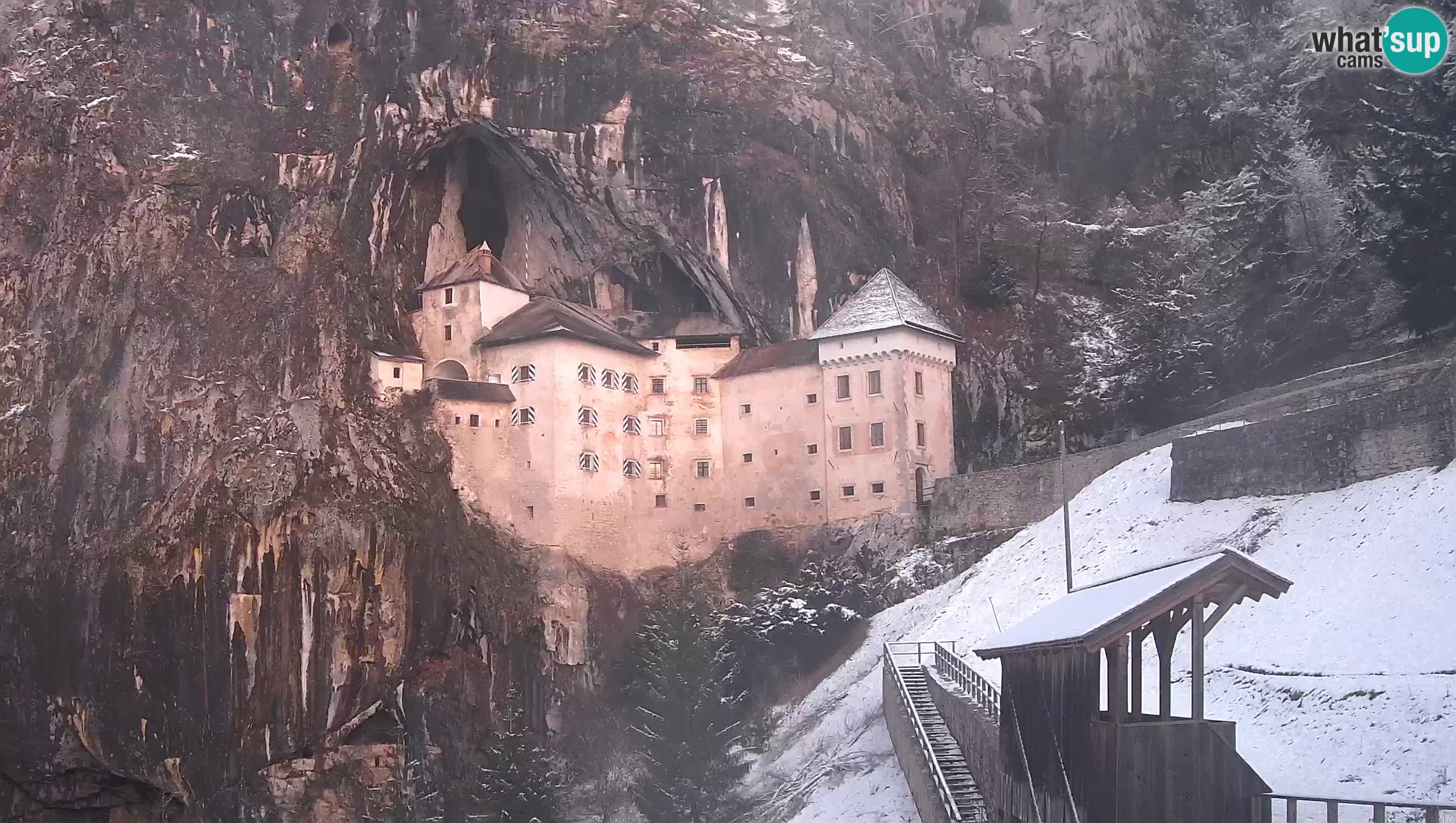 Camera en vivo Castillo de Predjama – Postojna – Eslovenia