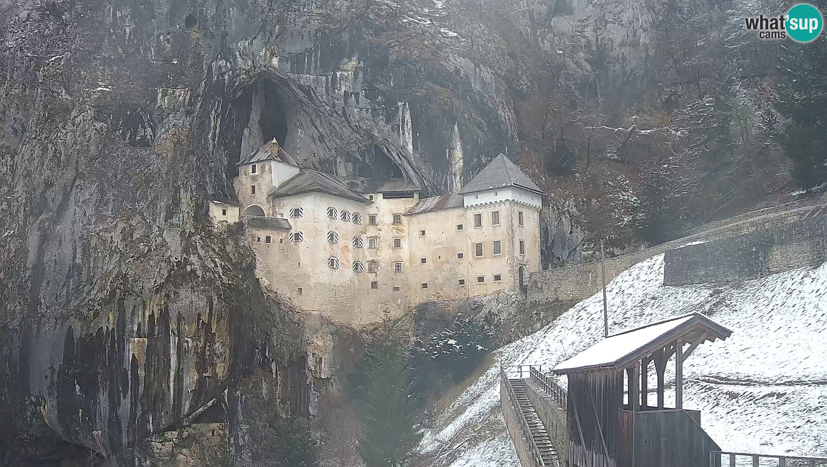 Live Webcam Castello di Predjama – Postumia – Slovenia