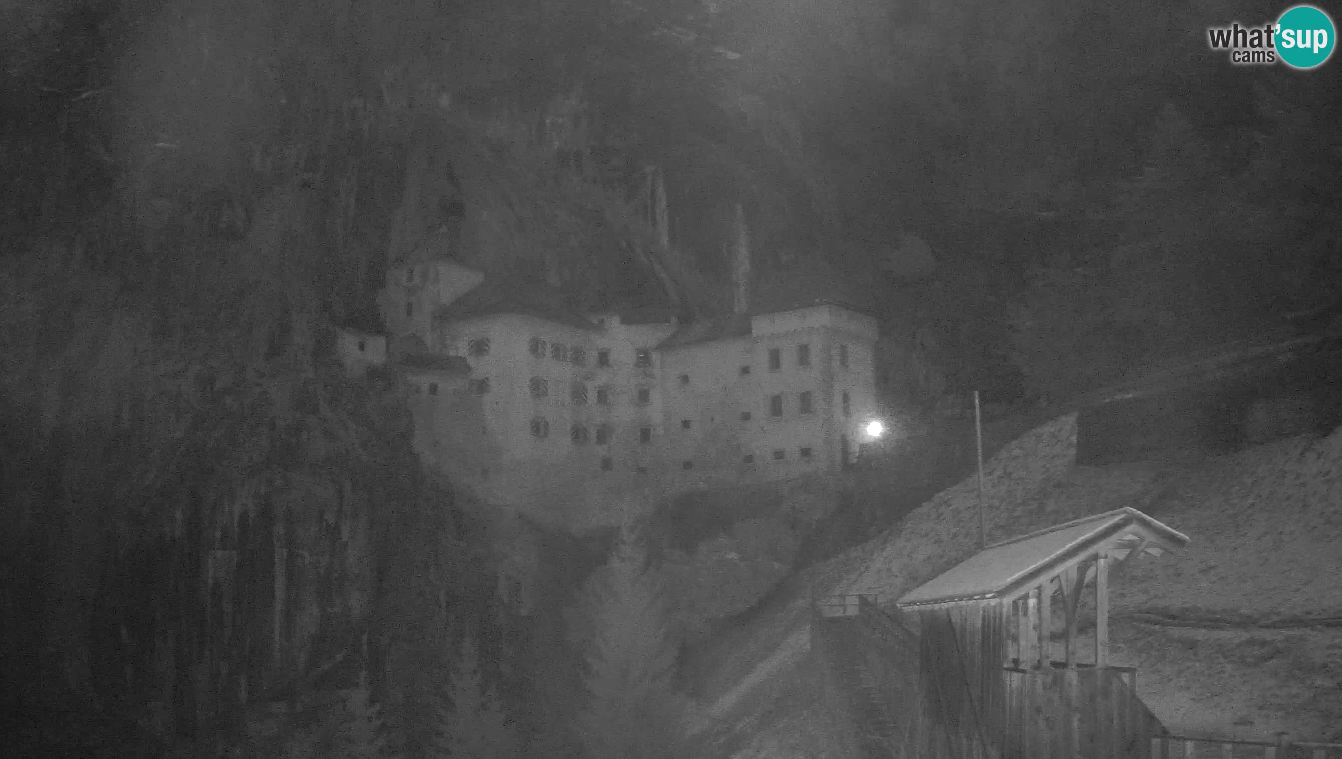 Live Webcam Höhlenburg Predjama – Postojna – Slowenien