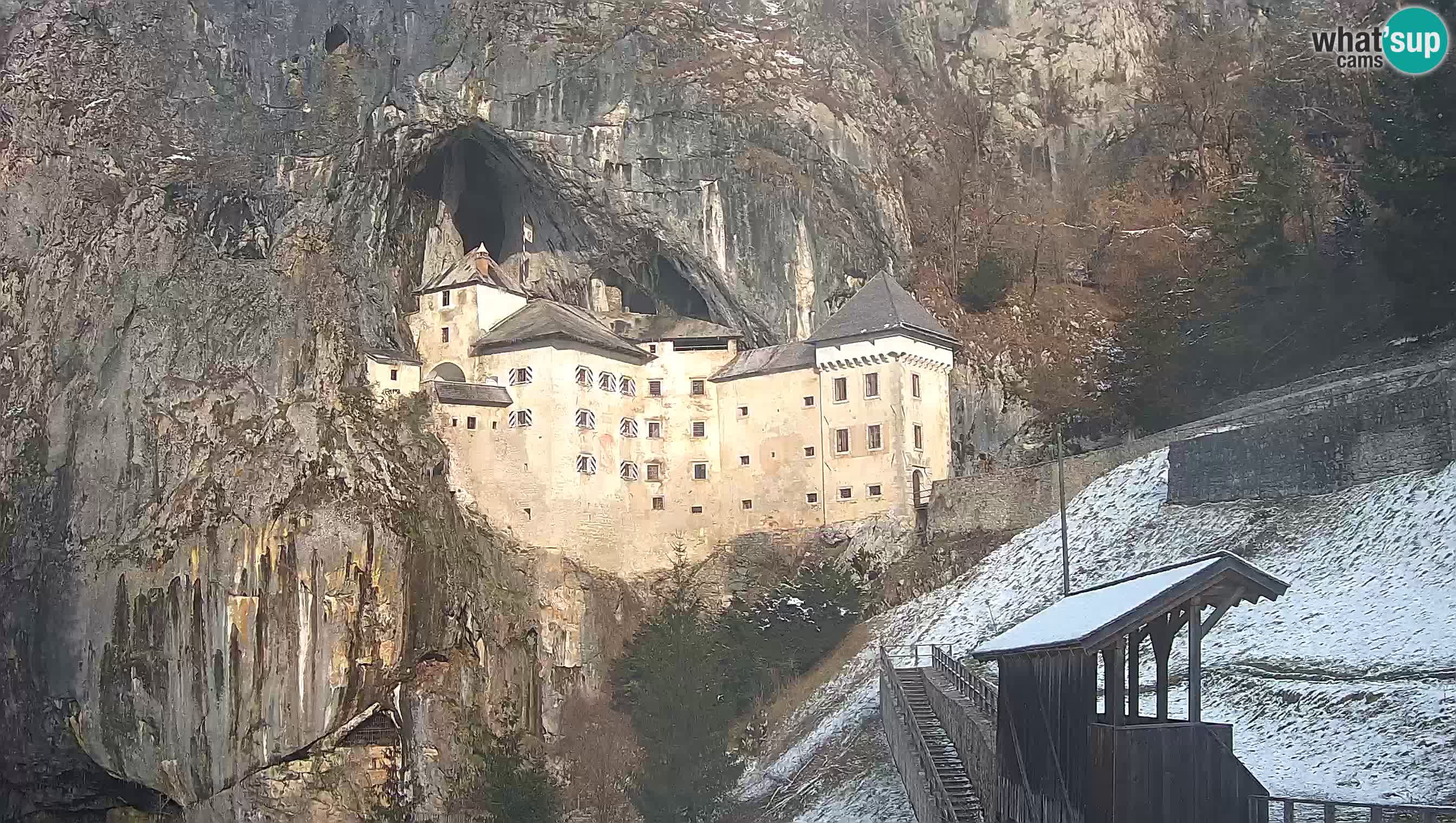 Live Webcam Predjamski grad – Predjama Castle – Postojna – Slovenia