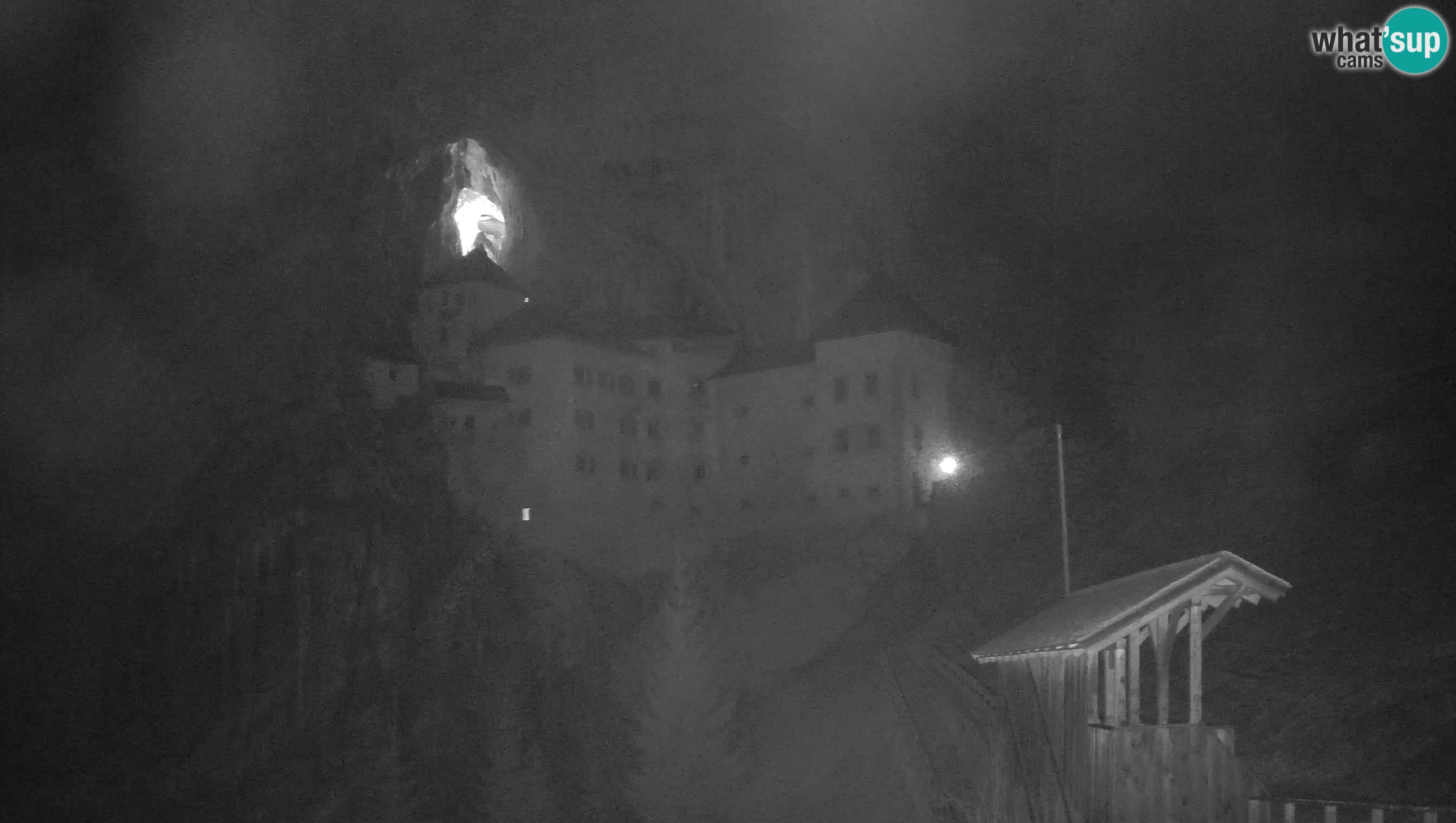 Live Webcam Castello di Predjama – Postumia – Slovenia