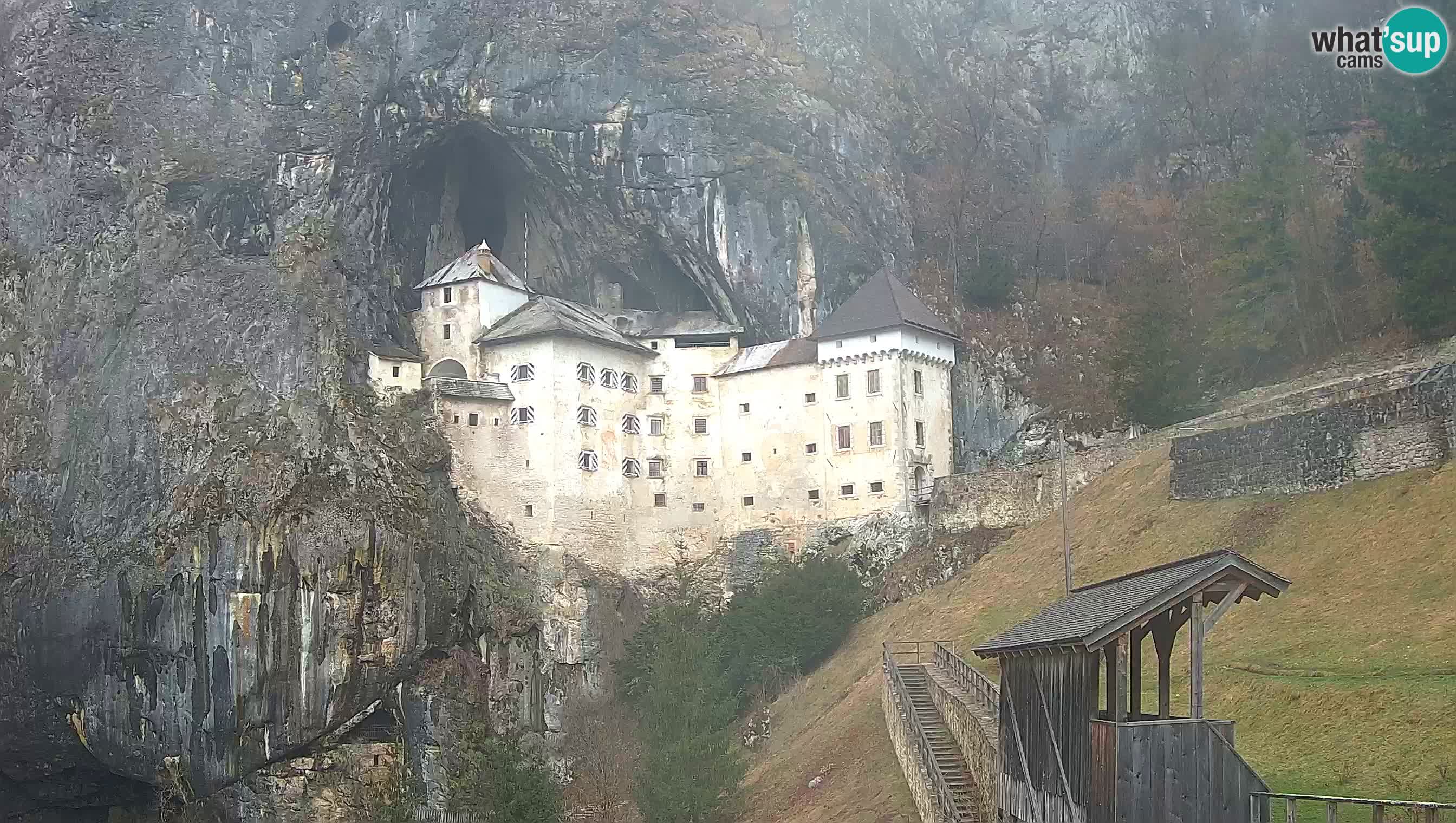 Camera en vivo Castillo de Predjama – Postojna – Eslovenia