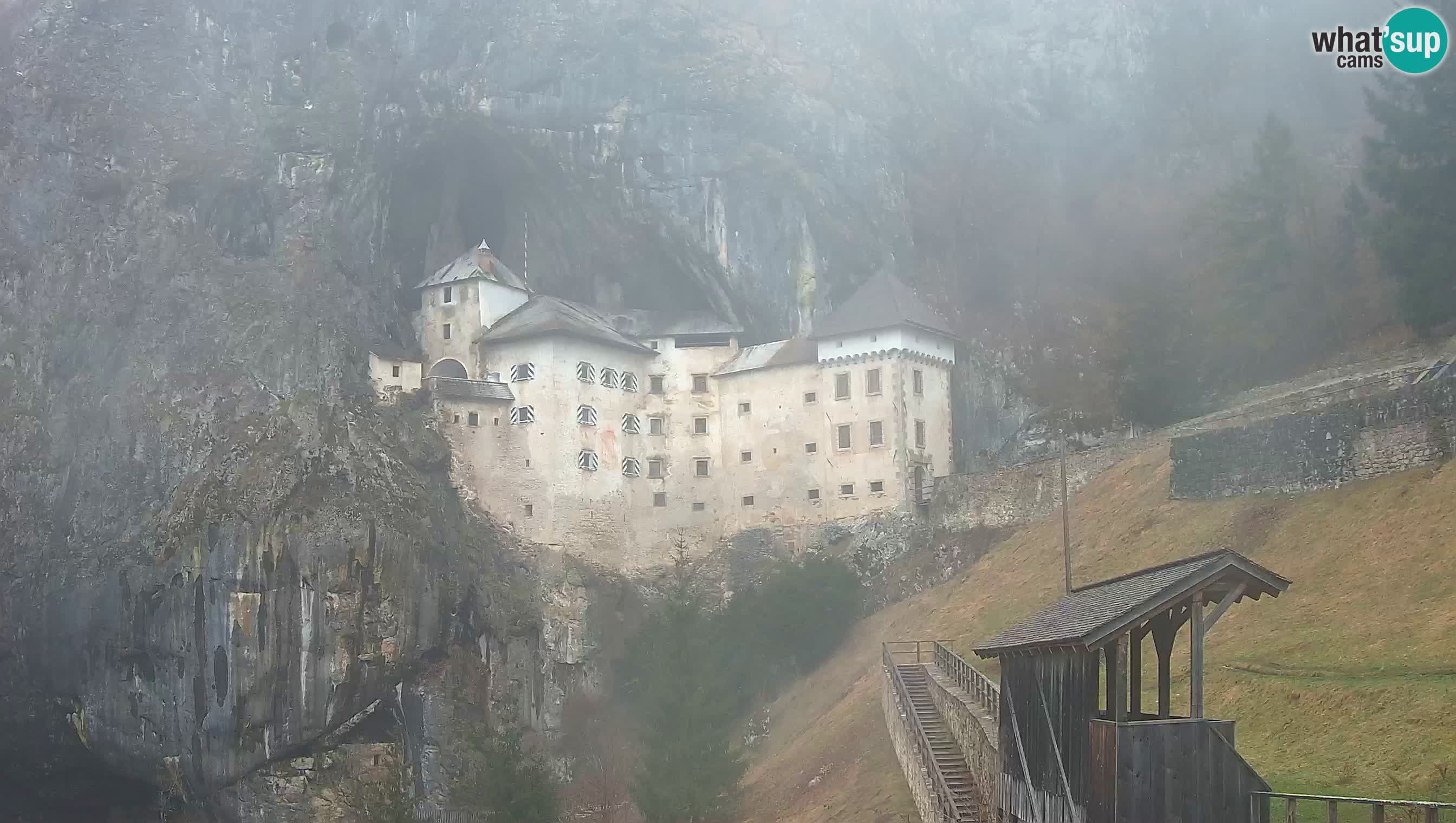 Live Webcam Castello di Predjama – Postumia – Slovenia