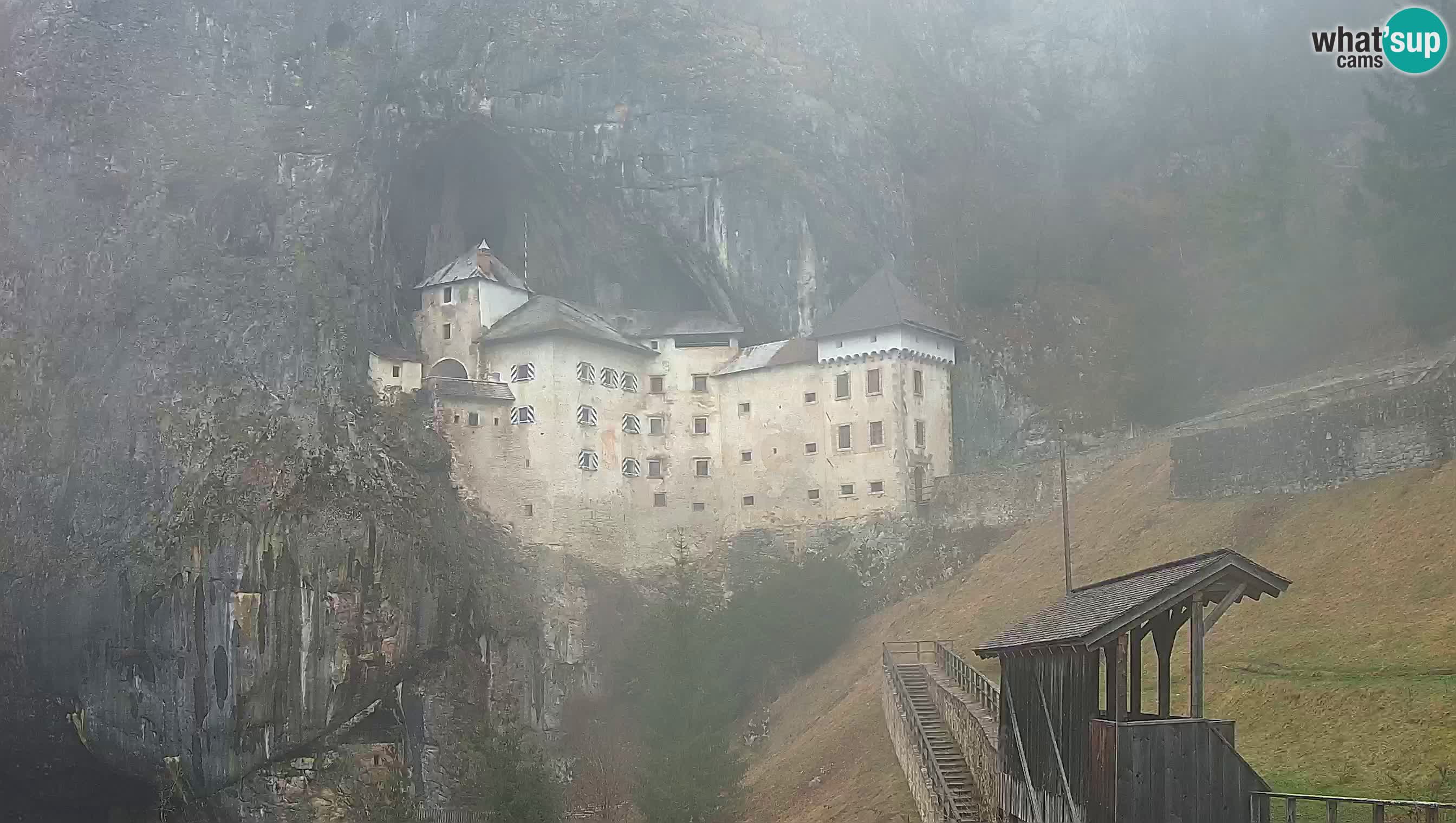 Live Webcam Castello di Predjama – Postumia – Slovenia