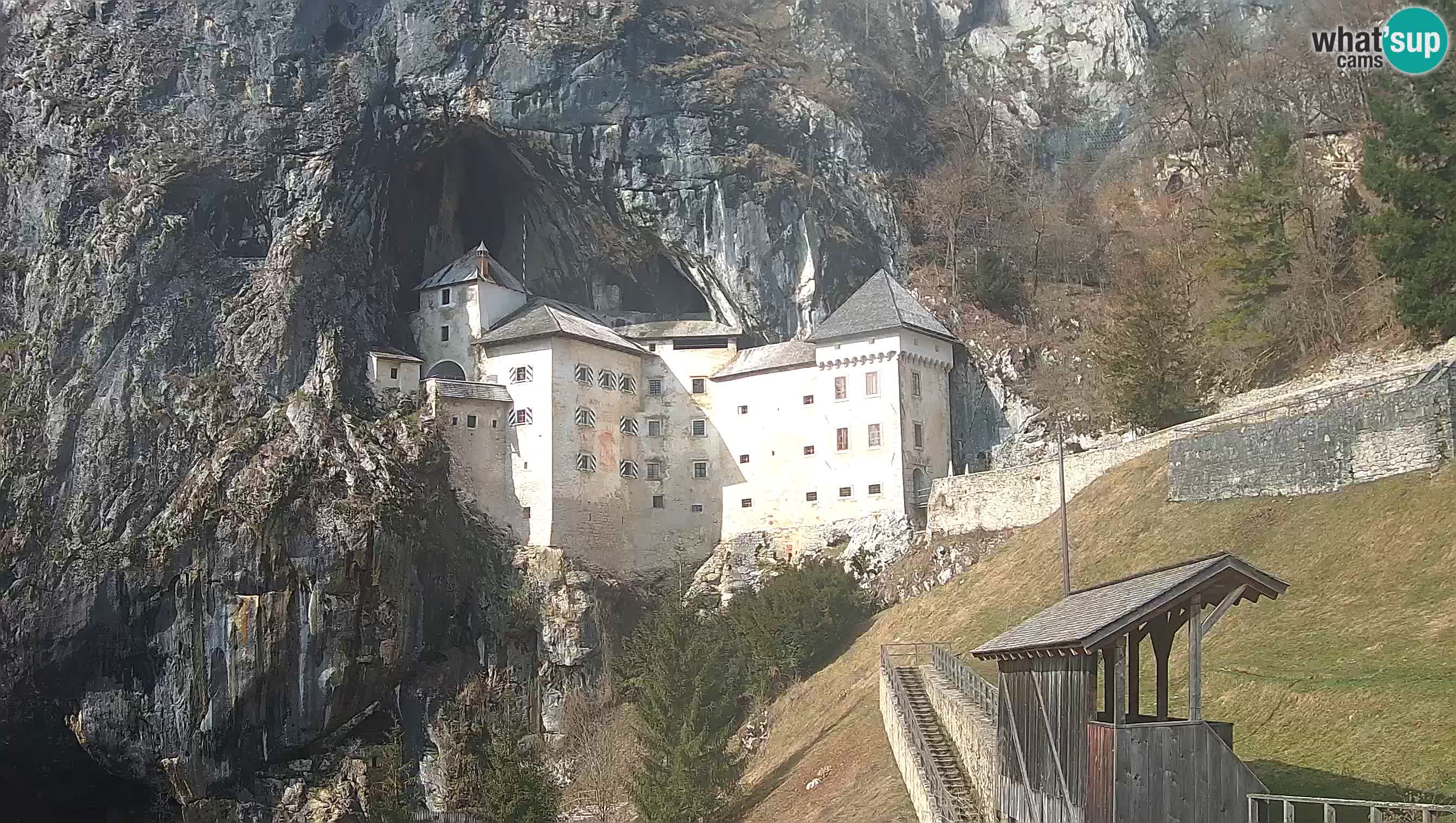 Castillo de Predjama