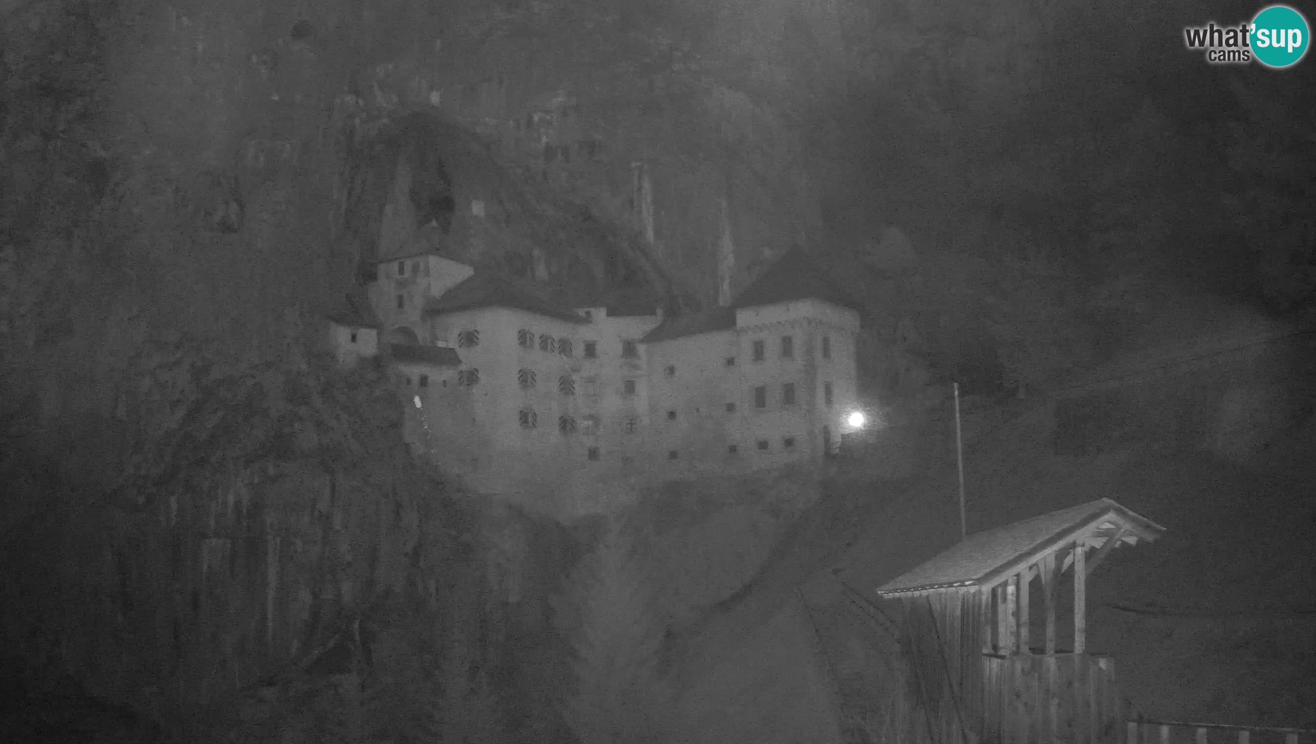 Live Webcam Grad Predjama – Château de Predjama – Postojna – Slovénie